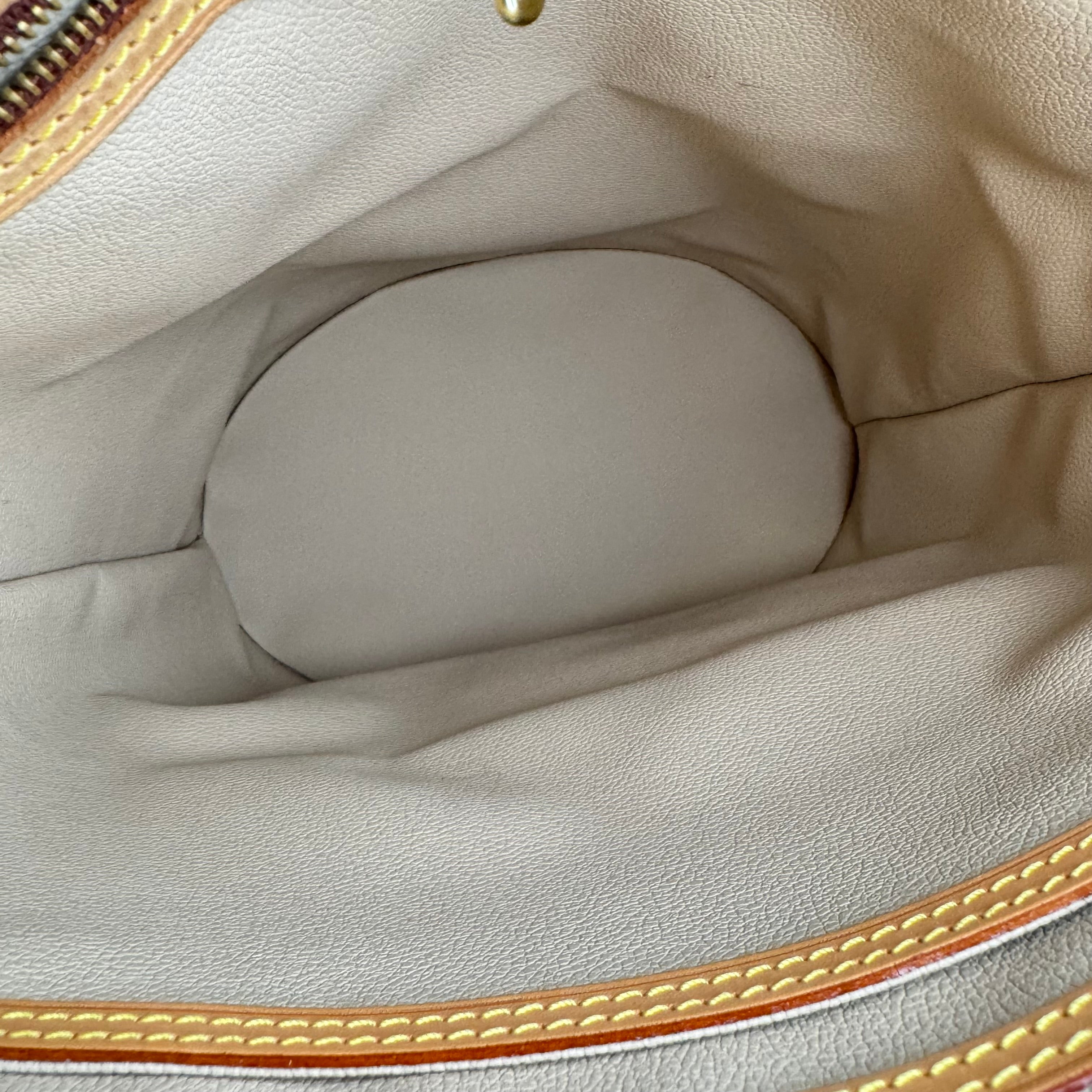 J1692 Louis Vuitton Bucket GM Monogram Canvas- Pre Owned