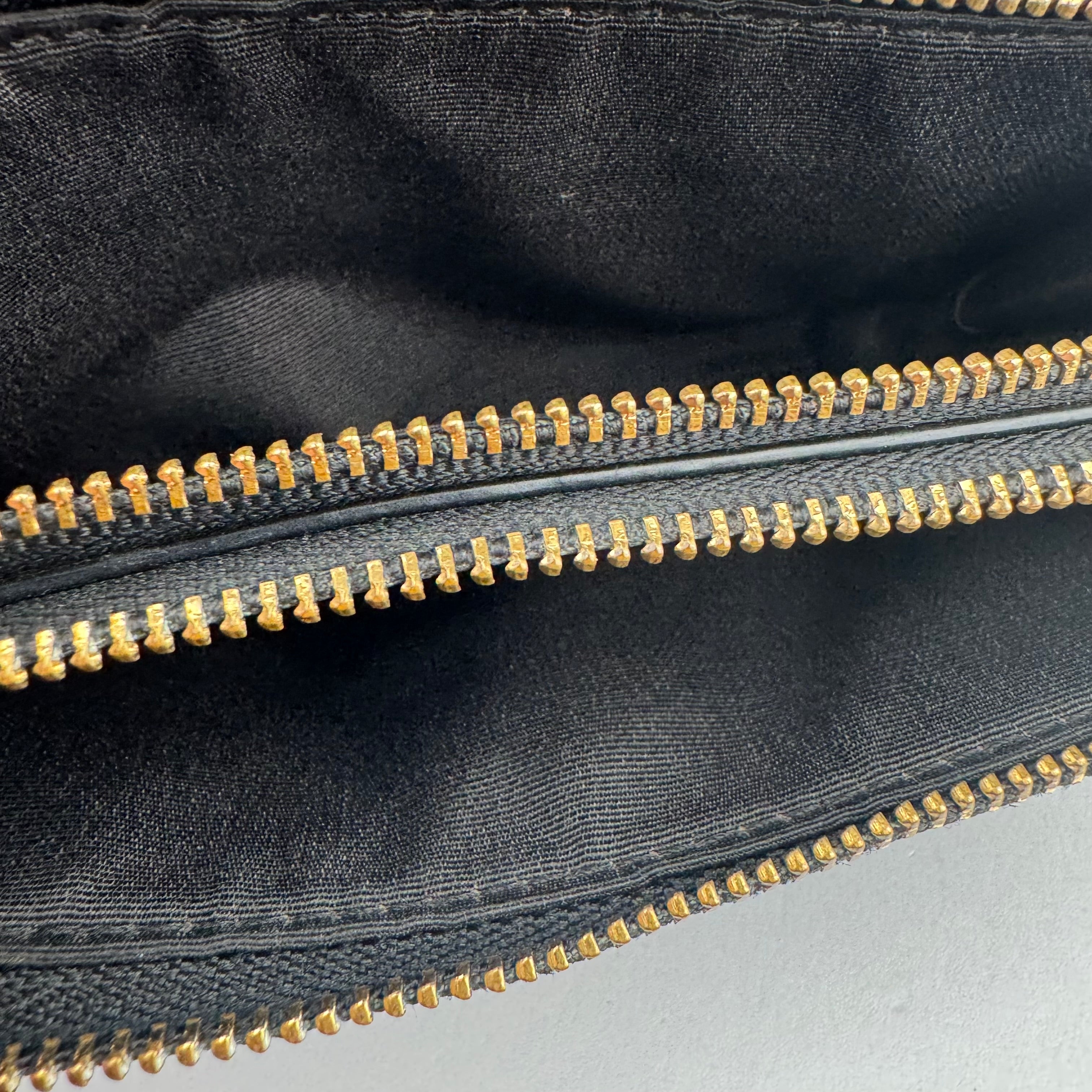 J1694 Coach Leather Wristlet Wallet- Pre Owned