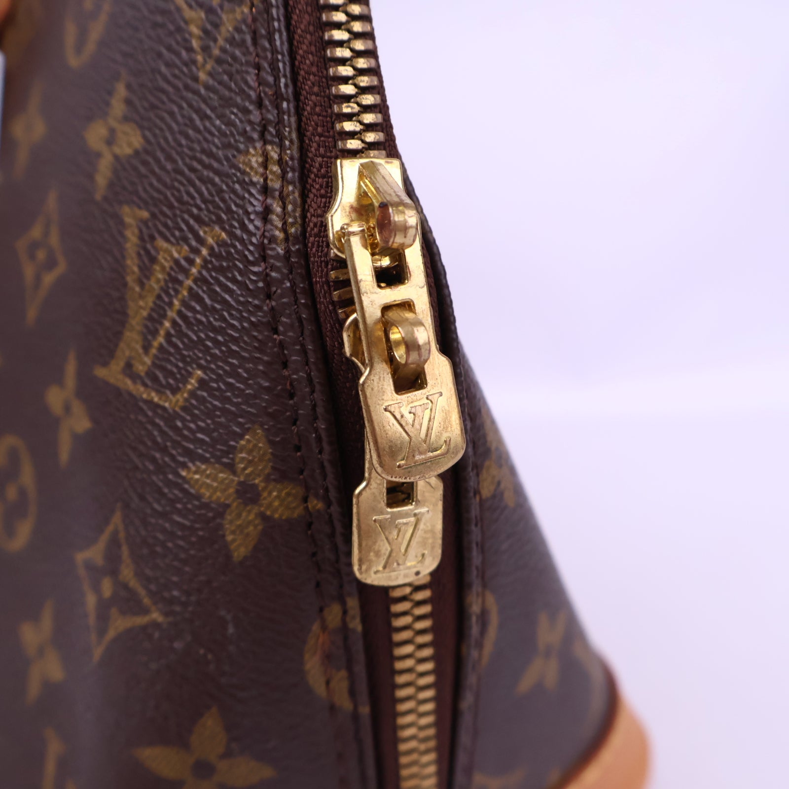 Louis Vuitton Alma PM Bag Top Handle Bag J3165R | Pre-Owned Like New