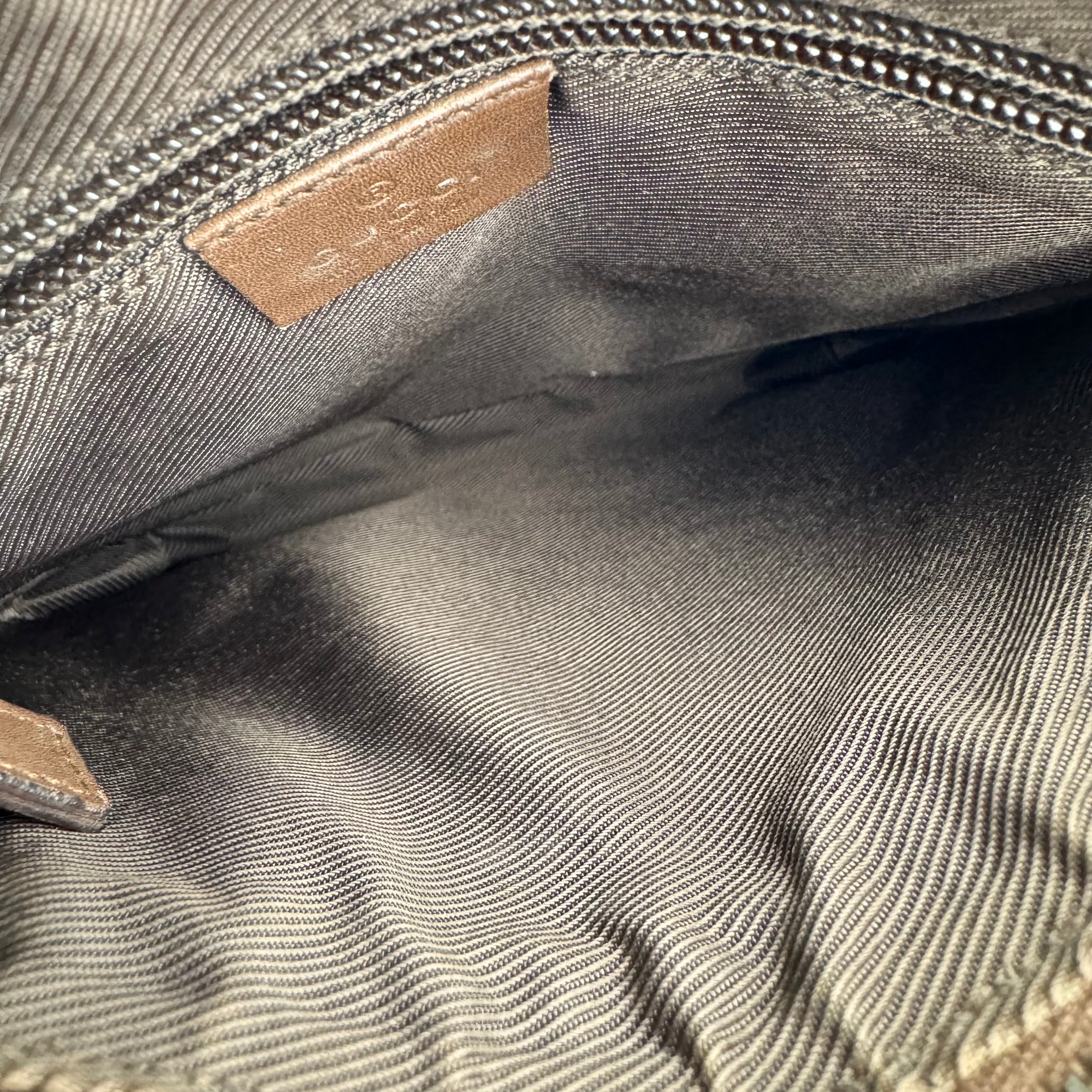 J1671 GUCCI GG Canvas Shoulder Bag Brown- Pre Owned