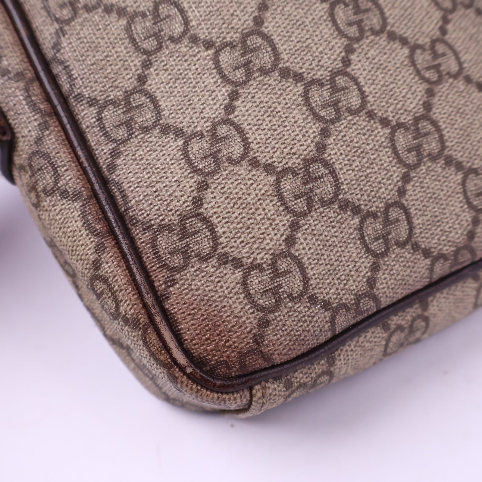 Gucci GG Monogram Messenger Bag Messenger Bag J3128 | Pre-Owned Excellent Brown Monogram, GG Monogram Canvas