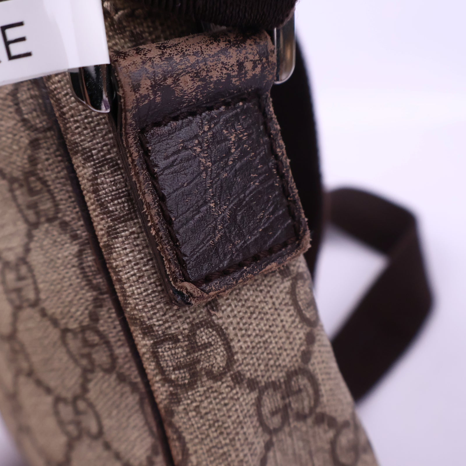 Gucci GG Monogram Messenger Bag Messenger Bag J3128 | Pre-Owned Excellent Brown Monogram, GG Monogram Canvas