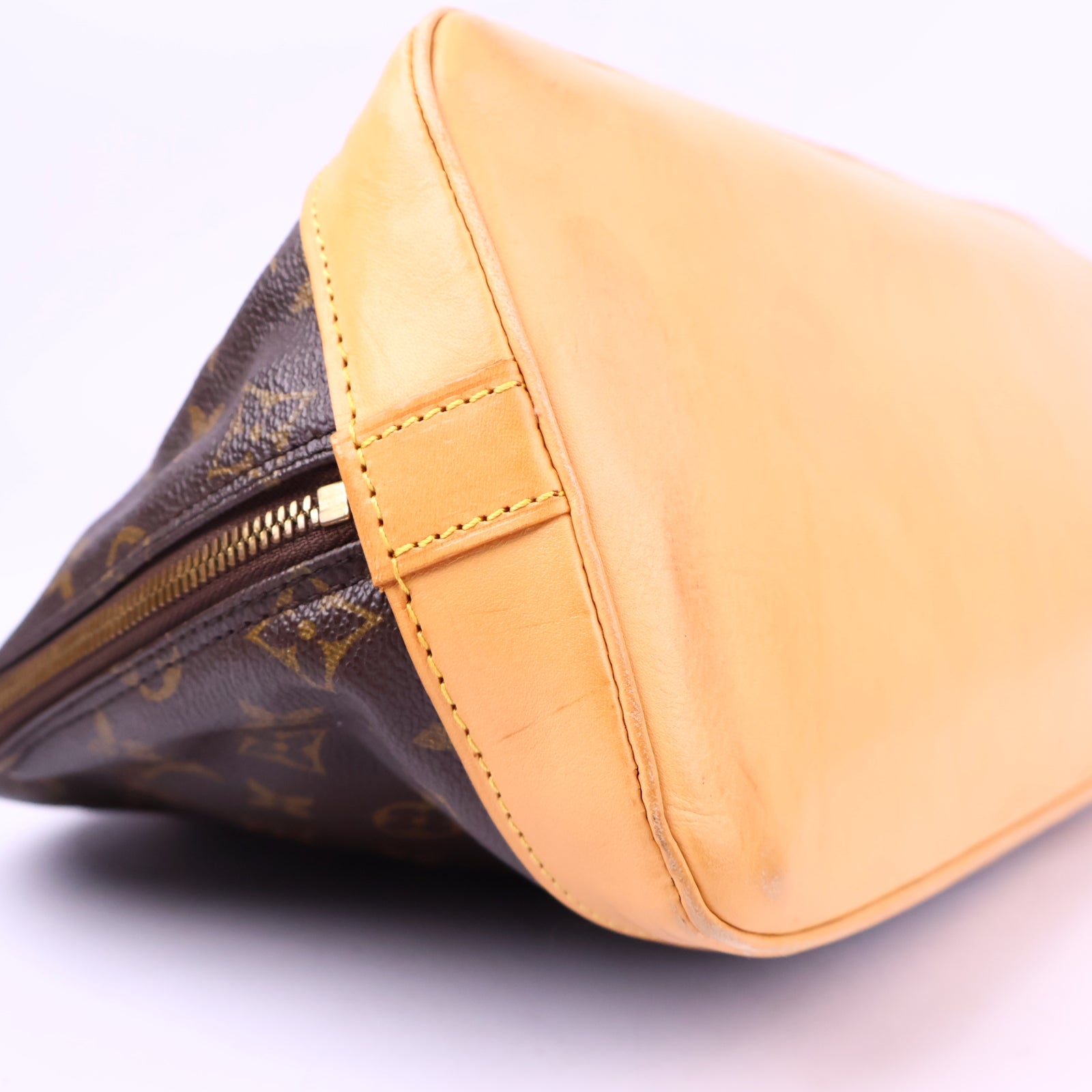 J3194 Louis Vuitton Top Handle Bag Monogram Alma PM | Pre-Owned Excellent Brown Monogram Canvas