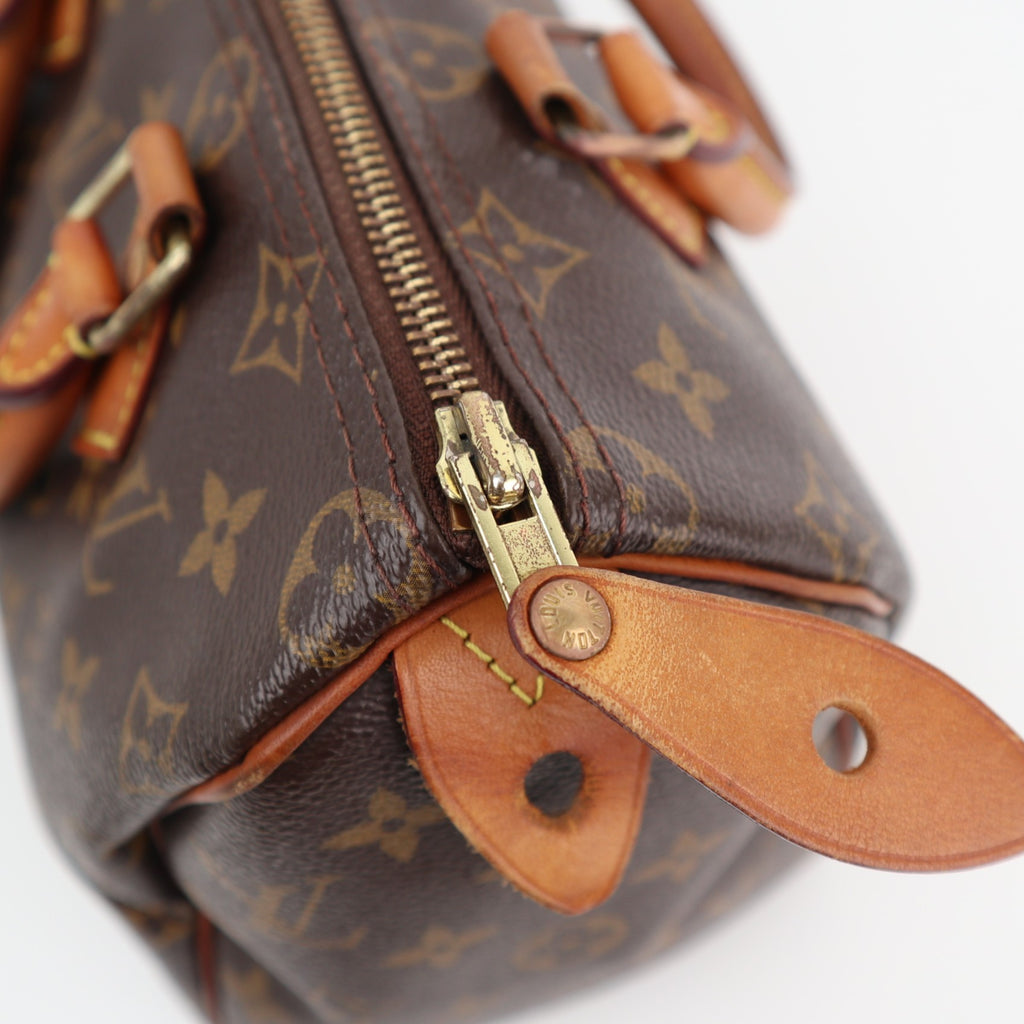 Louis Vuitton Monogram Canvas Speedy 25 Top Handle Bag C1588 | Pre-Owned Very Good Brown Monogram Canvas