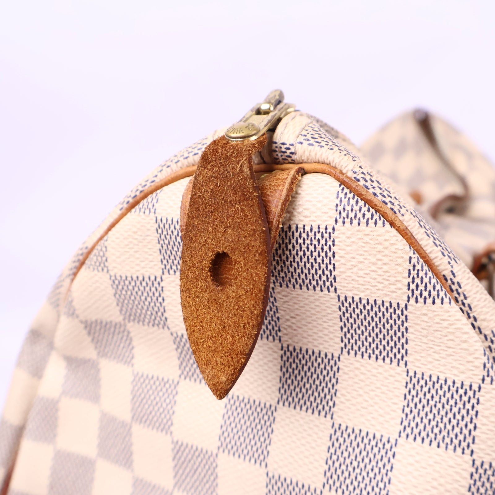 J3202 Louis Vuitton Top Handle Bag Damier Azur Speedy 35 | Pre-Owned Very Good White / Blue Damier Azur Canvas