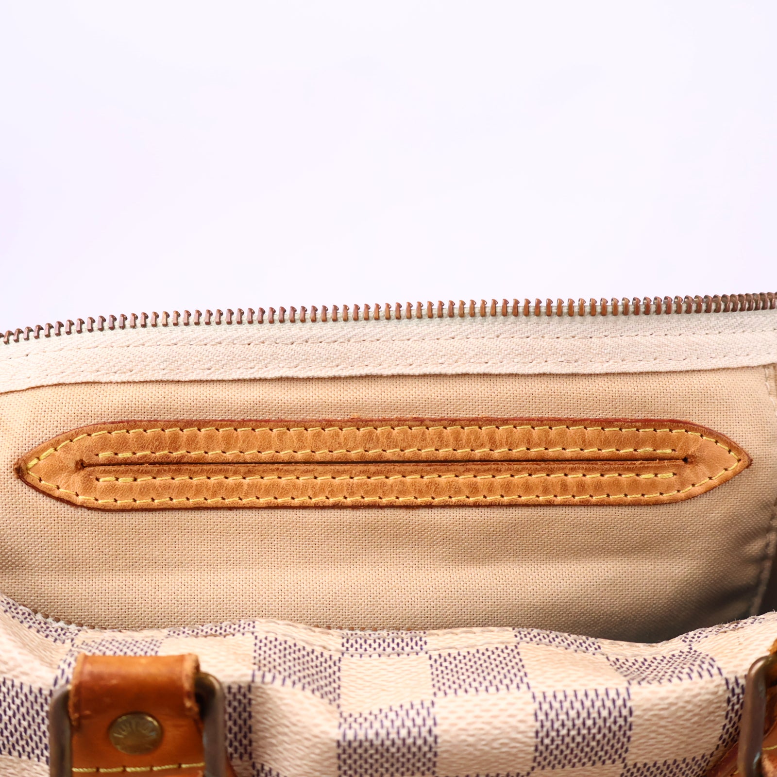 J3202 Louis Vuitton Top Handle Bag Damier Azur Speedy 35 | Pre-Owned Very Good White / Blue Damier Azur Canvas