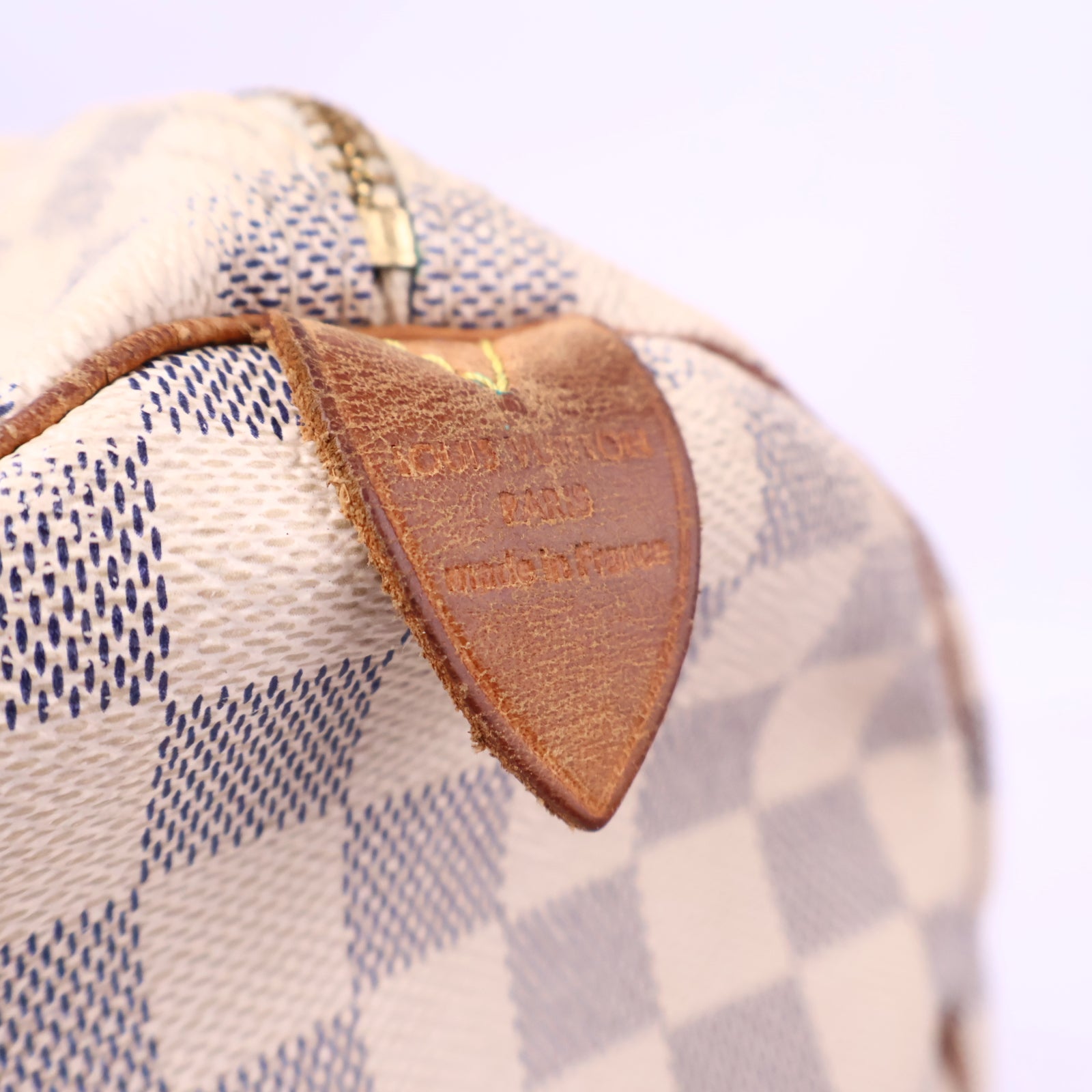 J3201 Louis Vuitton Top Handle Bag Speedy 30 Damier Azur | Pre-Owned Very Good White / Blue Damier Azur Canvas