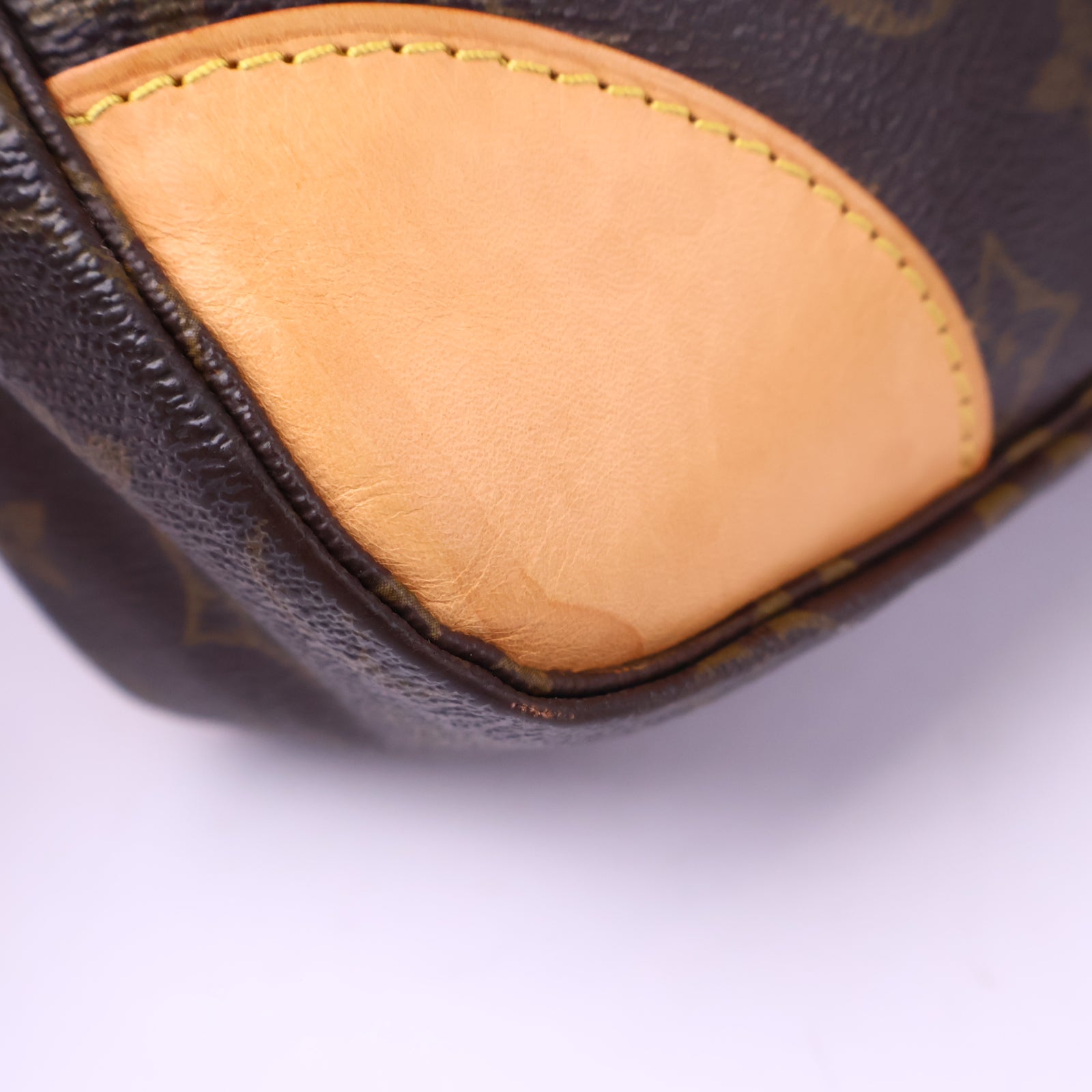 J3196R Louis Vuitton Shoulder Bag Boulogne 30 Monogram PM | Pre-Owned Excellent Brown Monogram Canvas