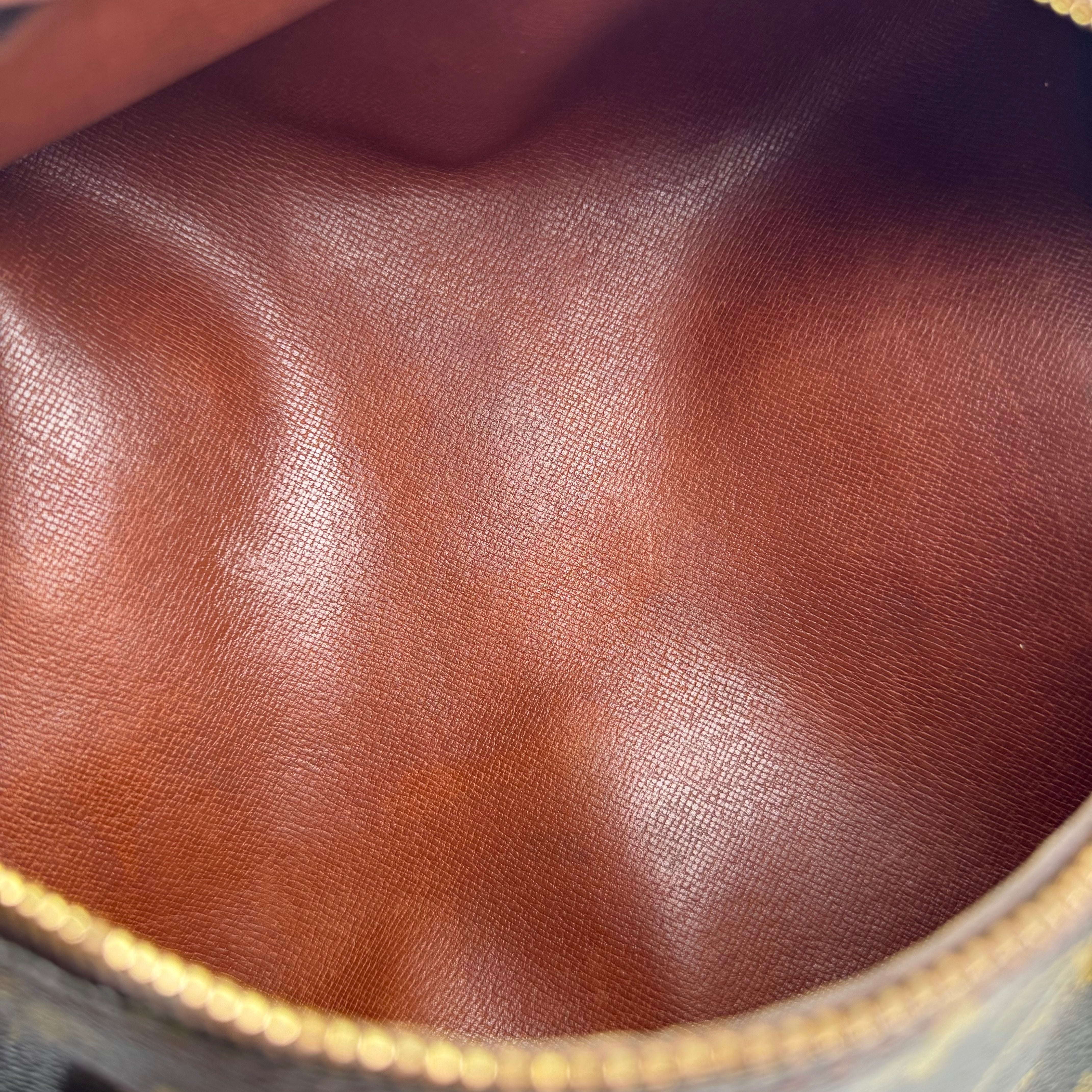 J1679 Louis Vuitton Monogram Papillon Barrel Bag 30- Pre Owned