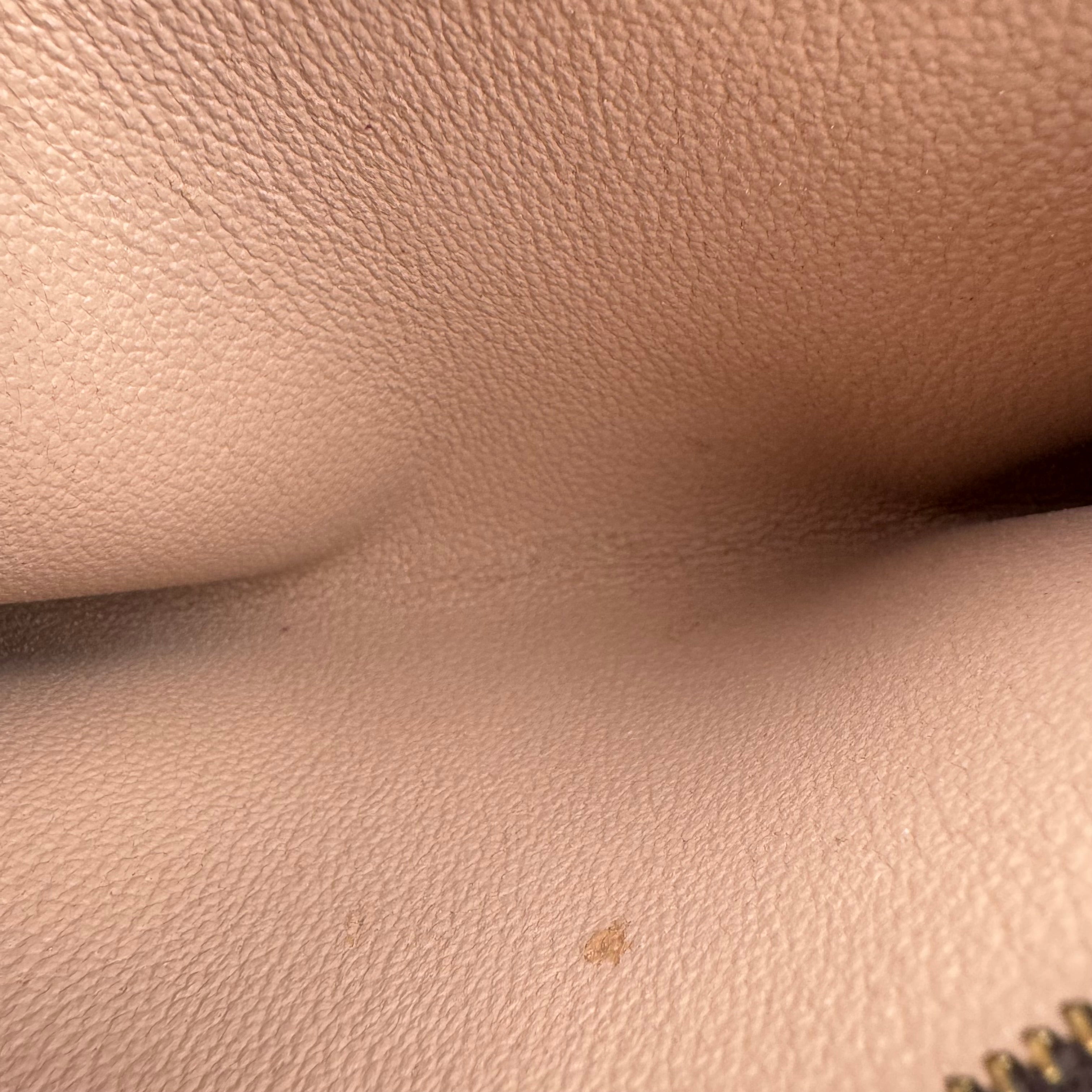 J1681 Louis Vuitton Toiletry Pouch Monogram Canvas - Pre Owned