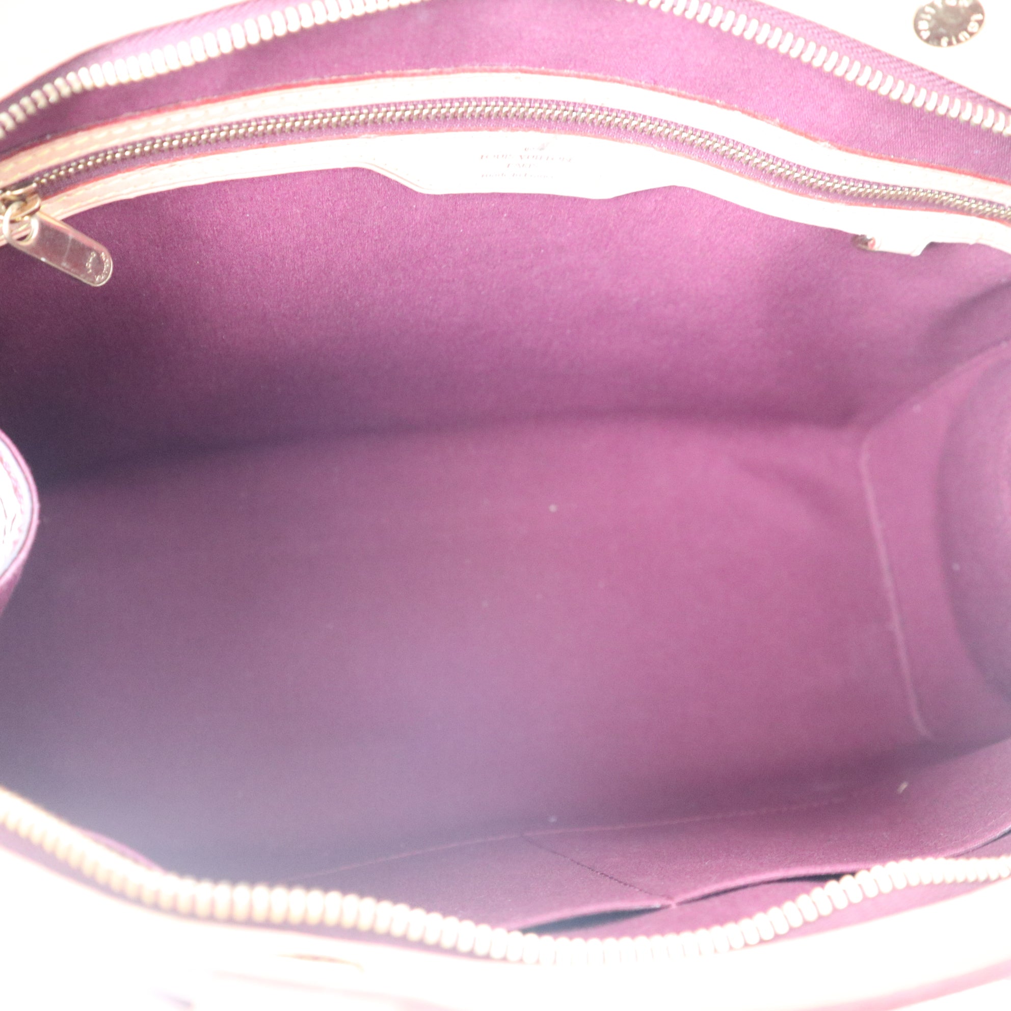 C1023 Louis Vuitton Rouge Fauviste Monogram Vernis Brea GM Bag-Pre Owned