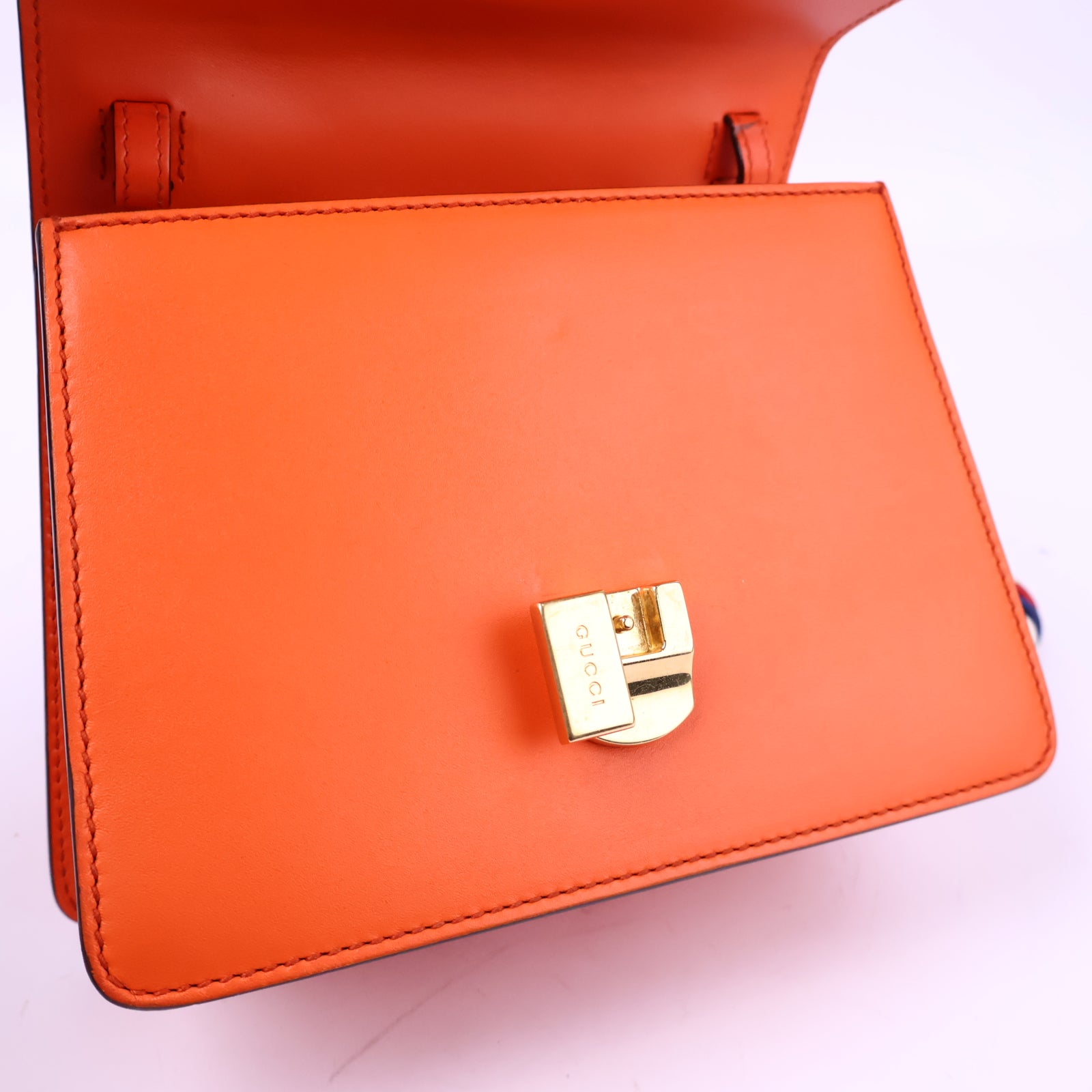 J3007 Gucci Shoulder Bag Sylvie Mini Chain Shoulder Bag | Pre-Owned Like New Leather