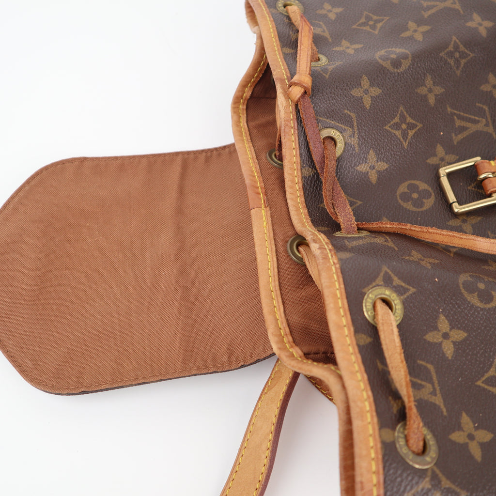 C2422 Louis Vuitton Backpack Vintage Montsouris | Pre-Owned Good