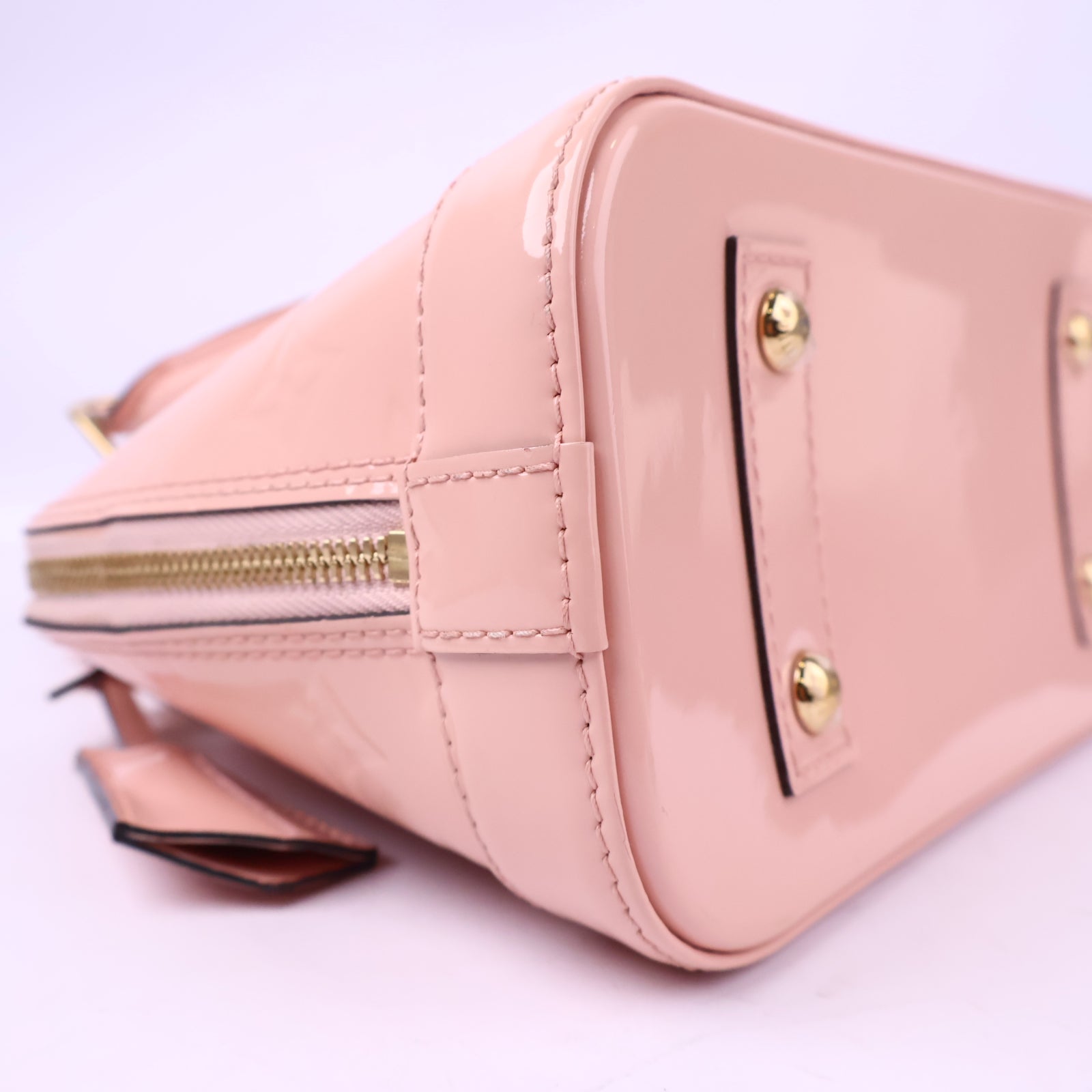 J3009 Louis Vuitton Top Handle Bag Alma BB Rose Ballerine Monogram Vernis | Pre-Owned Like New Pink Monogram Vernis Canvas, Leather, Patent leather