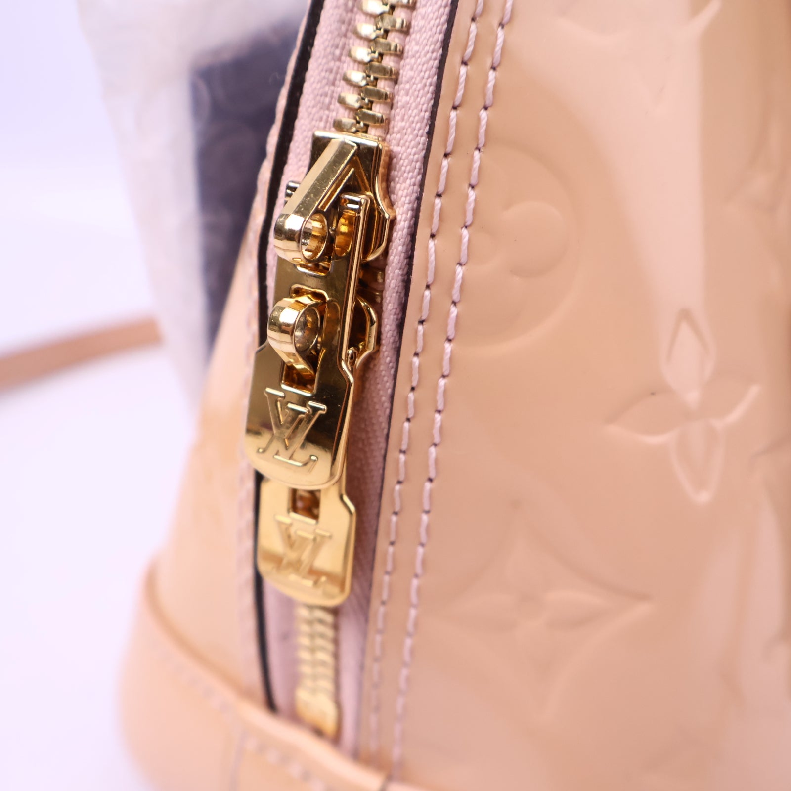 J3008 Louis Vuitton Top Handle Bag Alma BB Rose Angelique Monogram Vernis | Pre-Owned Like New Pink Monogram Vernis Canvas, Leather, Patent leather