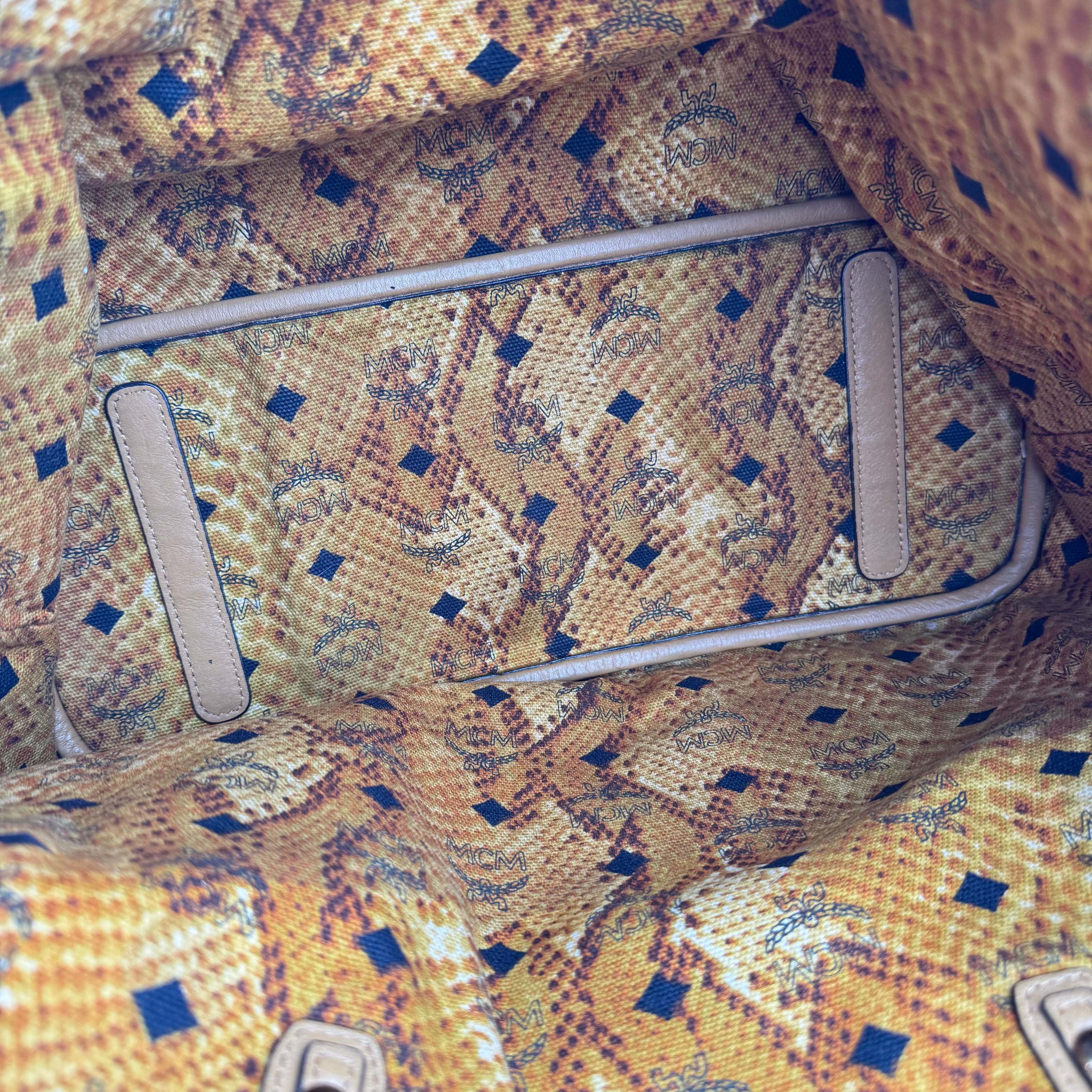 J1642 MCM Reversible Liz Shopper- Pre Owned