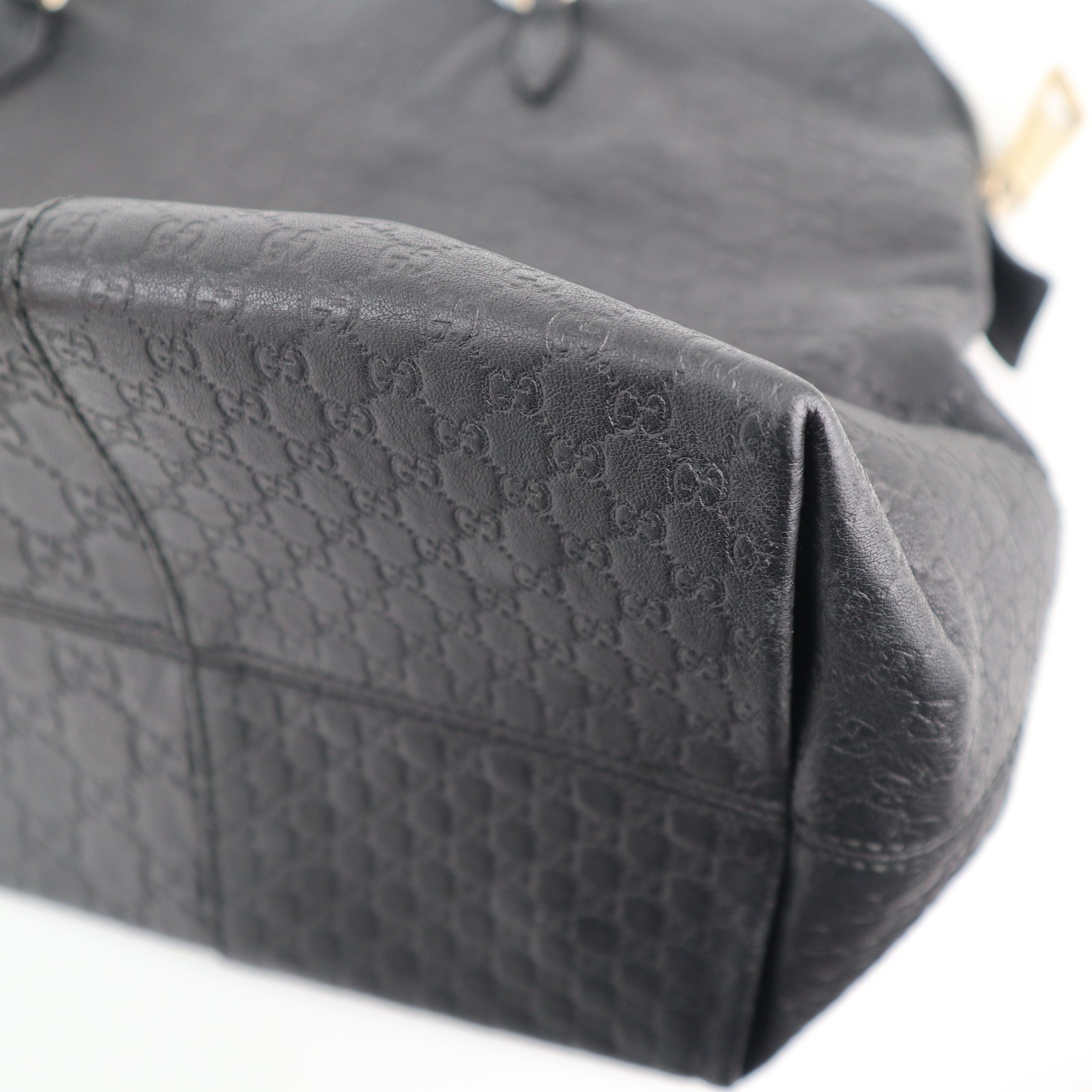 C2427 Gucci Tote Bag Microguccissima Black Large | Pre-Owned Very Good Black Microguccissima