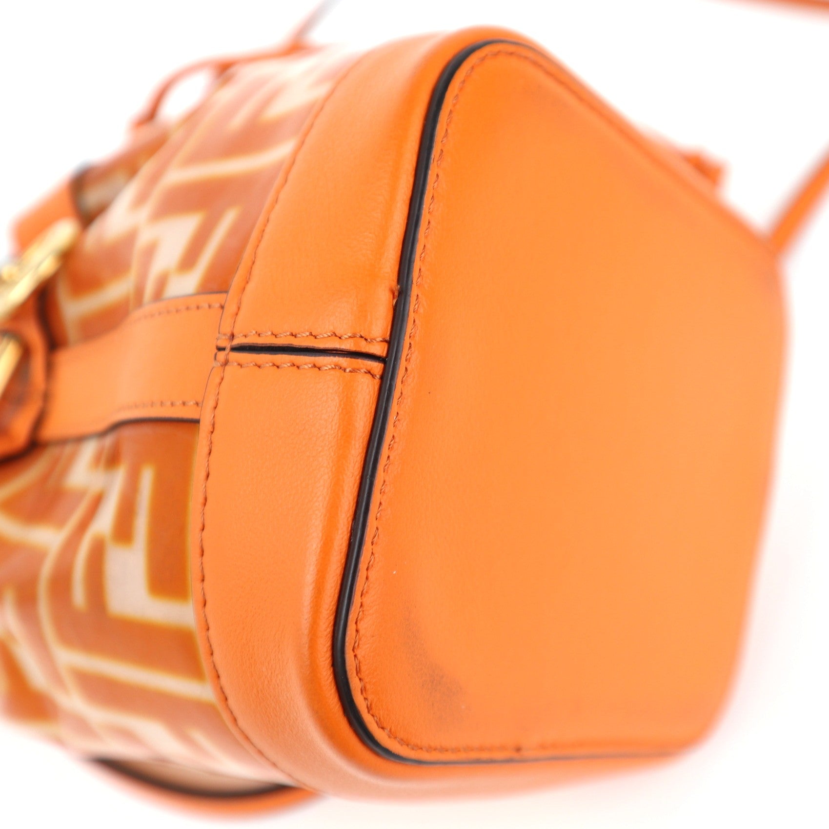 C2429 Fendi Bucket Bag Mon Tresor Mini | Pre-Owned Very Good Leather