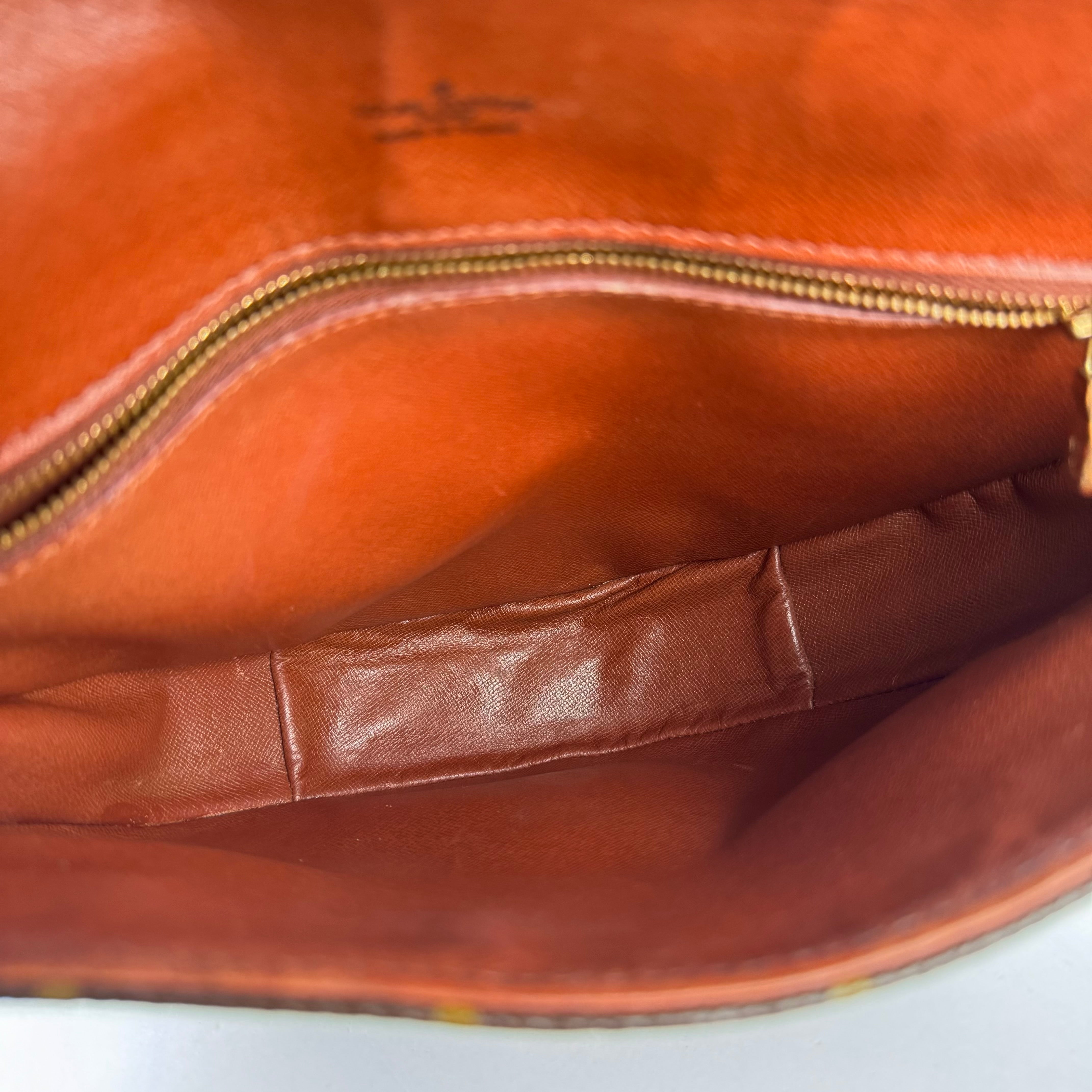 J1628 Louis Vuitton Monogram Chantilly Shoulder Bag- Pre Owned