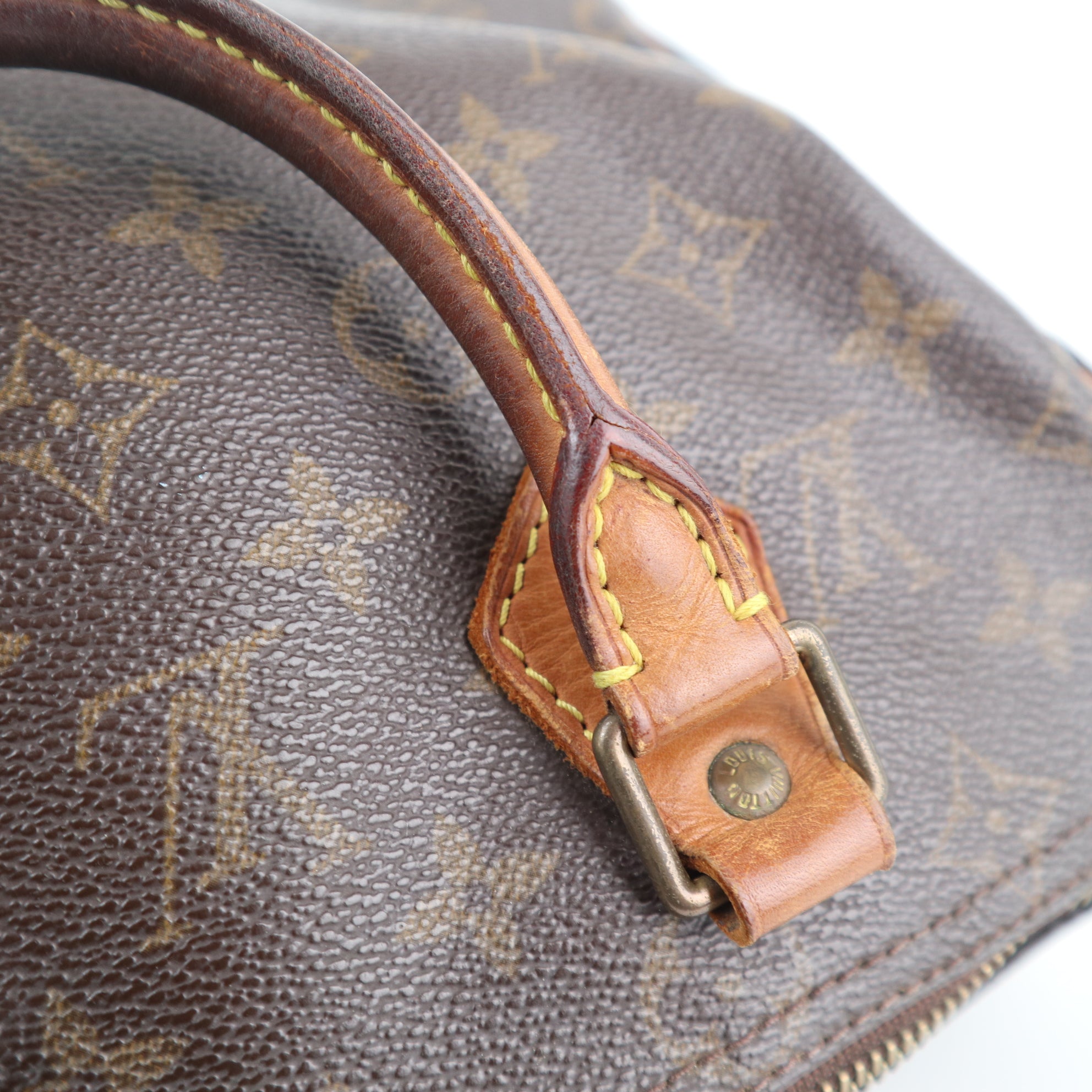 C2432 Louis Vuitton Top Handle Bag Speedy 25 Monogram Canvas | Pre-Owned Very Good Brown Canvas Monogram