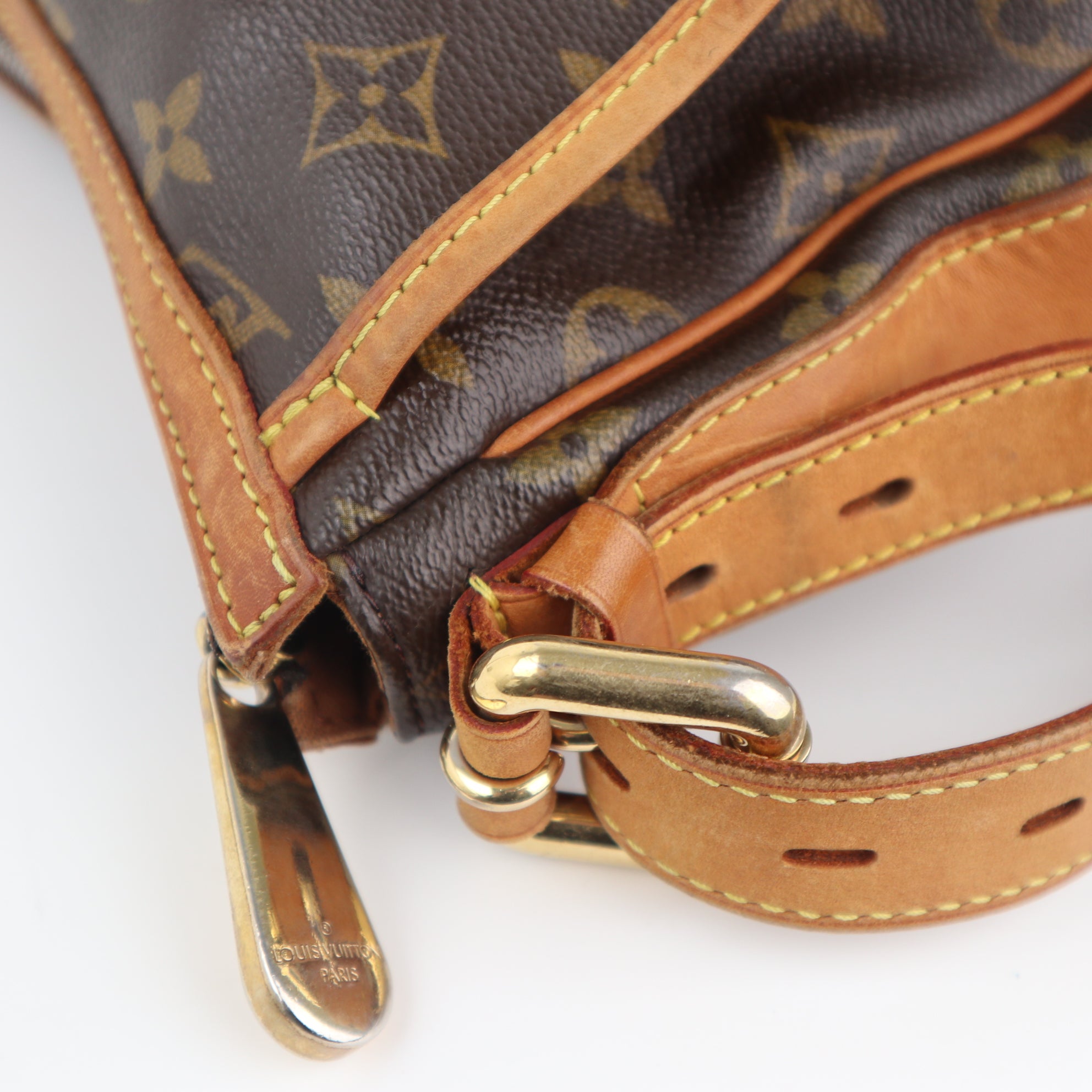 C2440 Louis Vuitton Shoulder Bag Monogram Canvas Tulum GM | Pre-Owned Very Good Brown Canvas Monogram