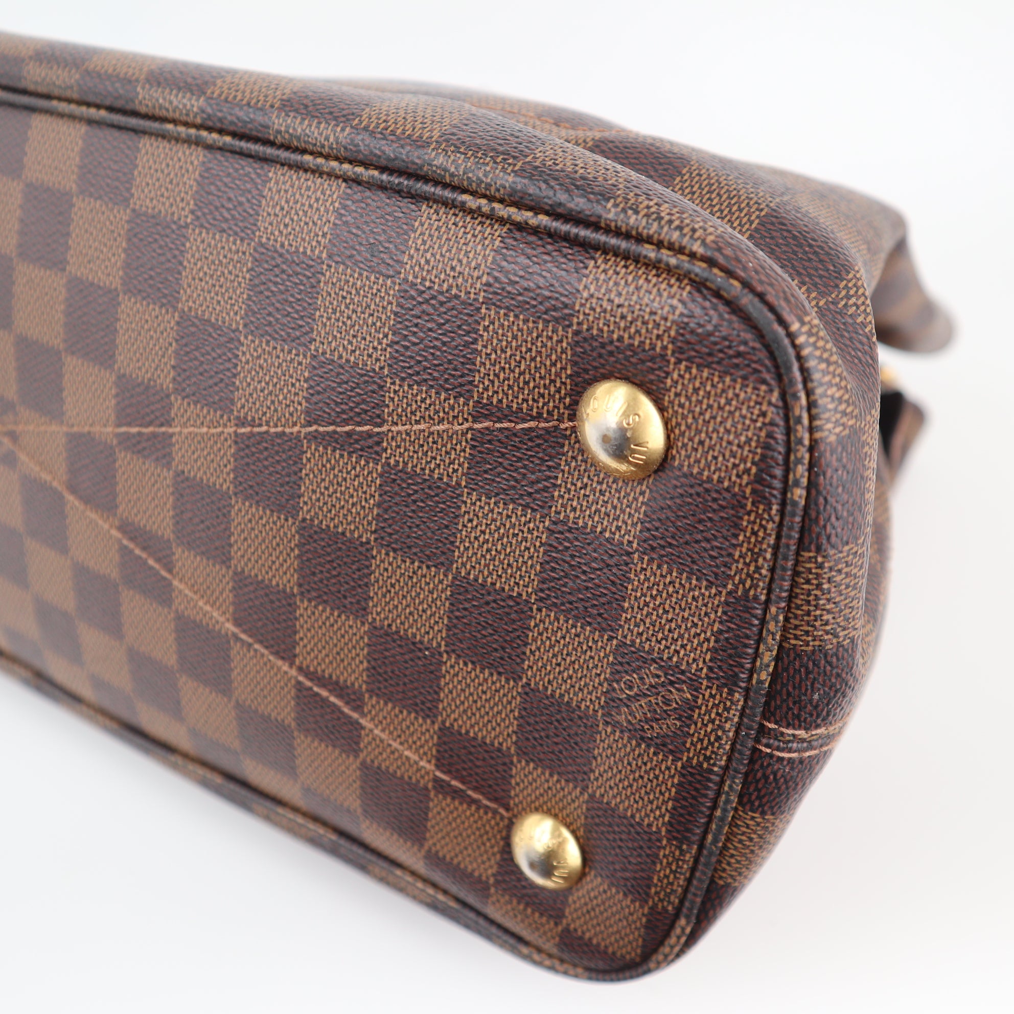 C2445 Louis Vuitton Shoulder Bag Damier Ebene Ascot | Pre-Owned Very Good Brown Canvas Damier Ebene