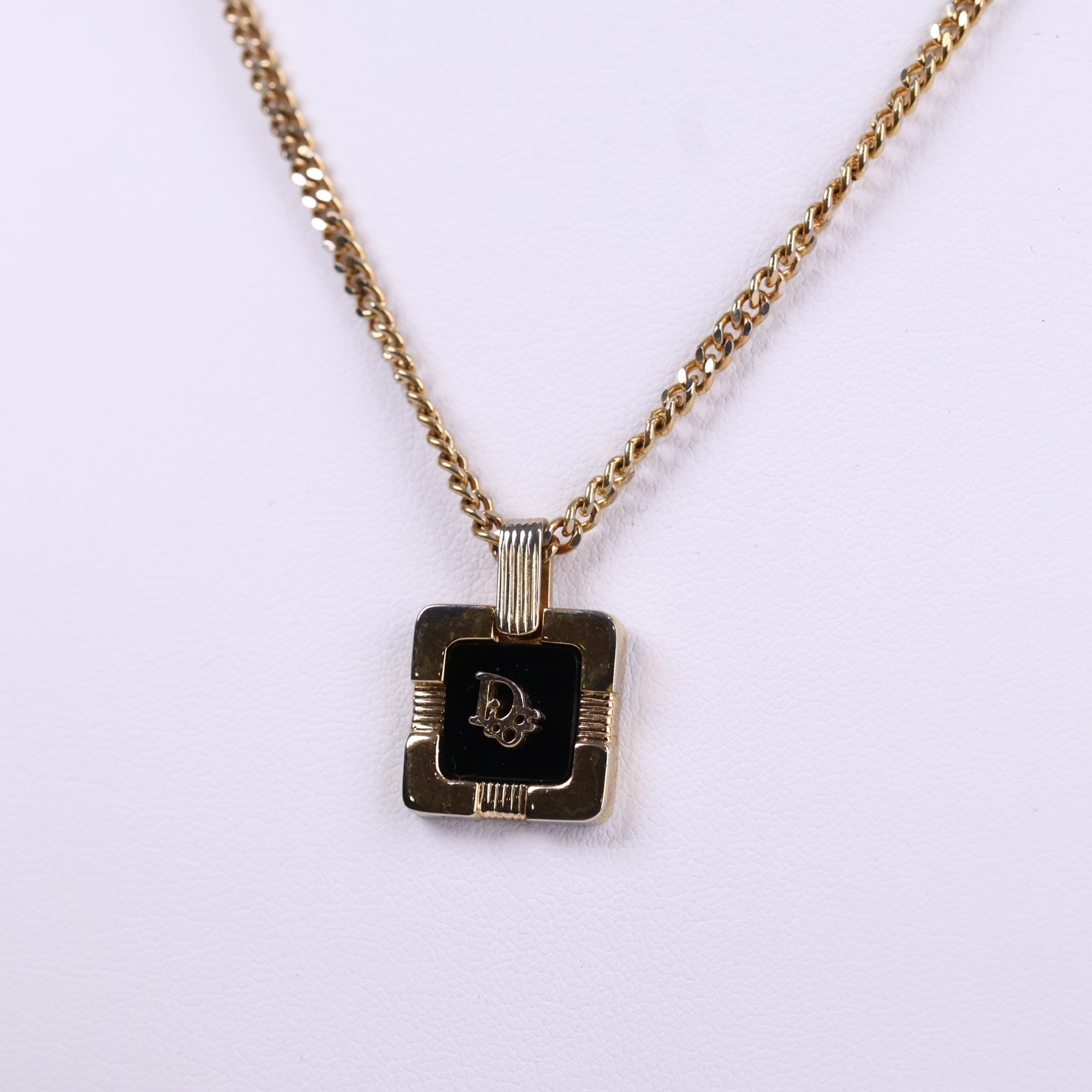 J3226 Christian Dior Pendant Necklace Enamel Logo Pendant Necklace | Pre-Owned Excellent Gold-tone Logo Metal, Enamel