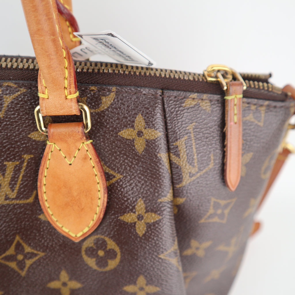 C2447 Louis Vuitton Shoulder Bag Monogram Turenne PM | Pre-Owned Very Good Brown Canvas Monogram