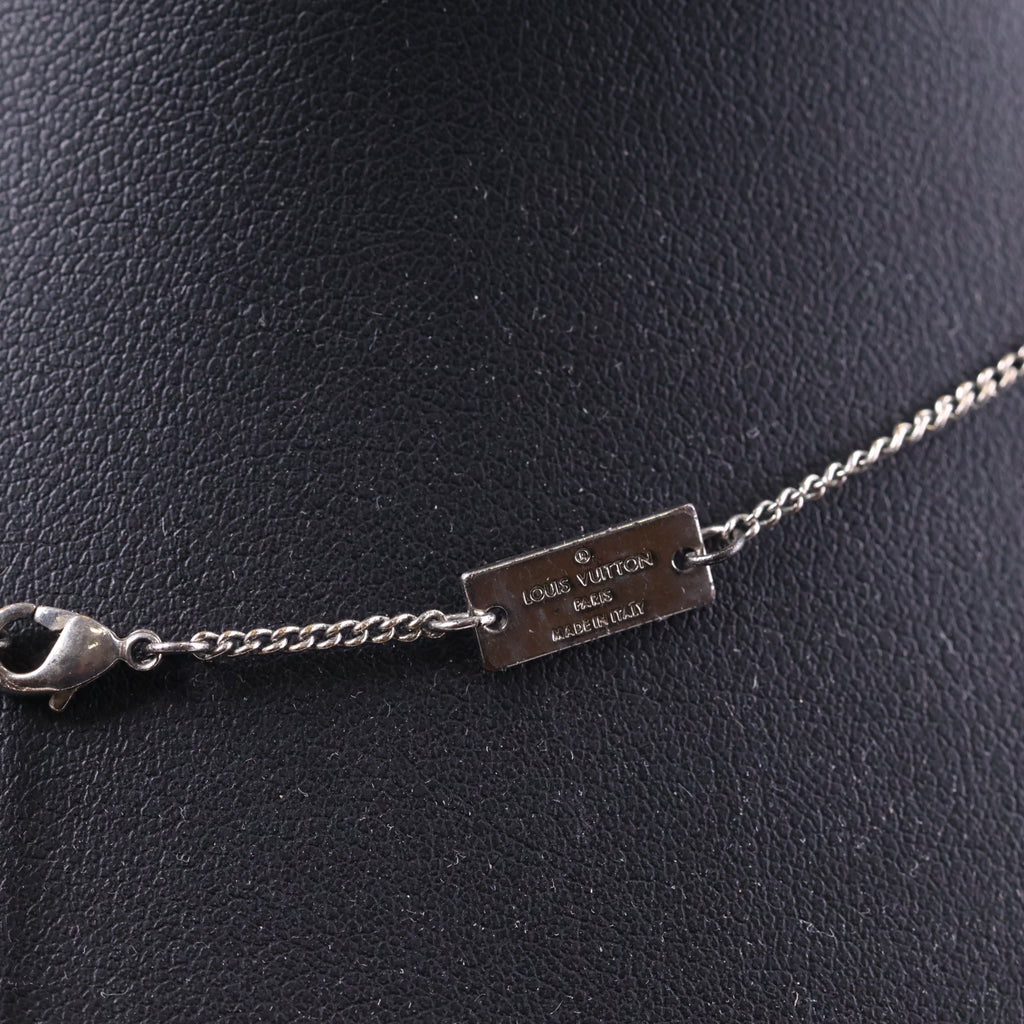 J3235 Louis Vuitton Charm Necklace Monogram Charms Necklace | Pre-Owned Excellent Gold-tone Monogram Metal