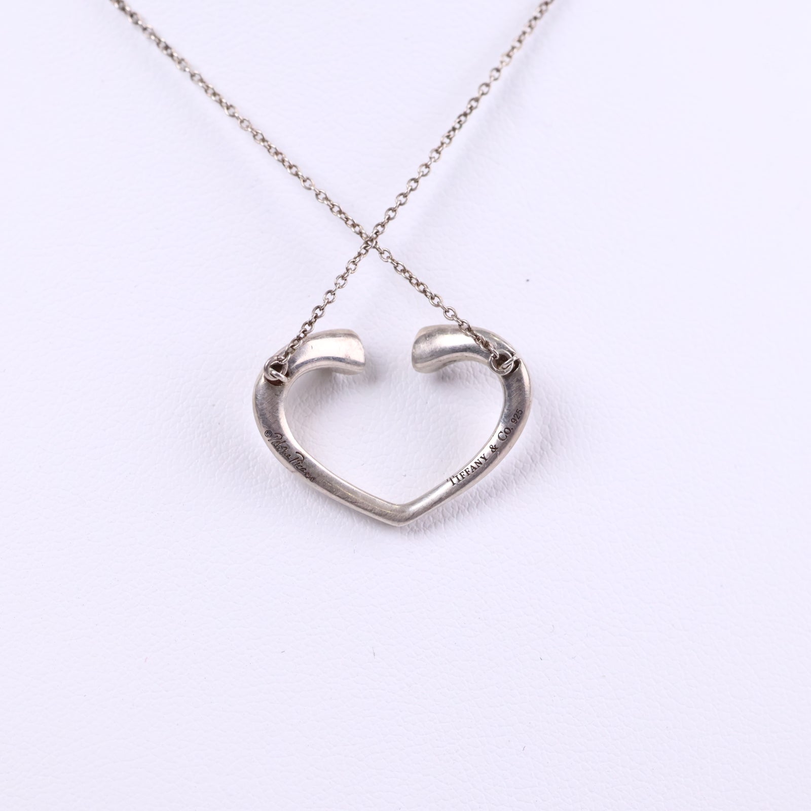J3018 Tiffany & Co. Pendant Necklace Paloma Picasso Tenderness Heart Necklace | Pre-Owned Excellent Silver Heart Metal