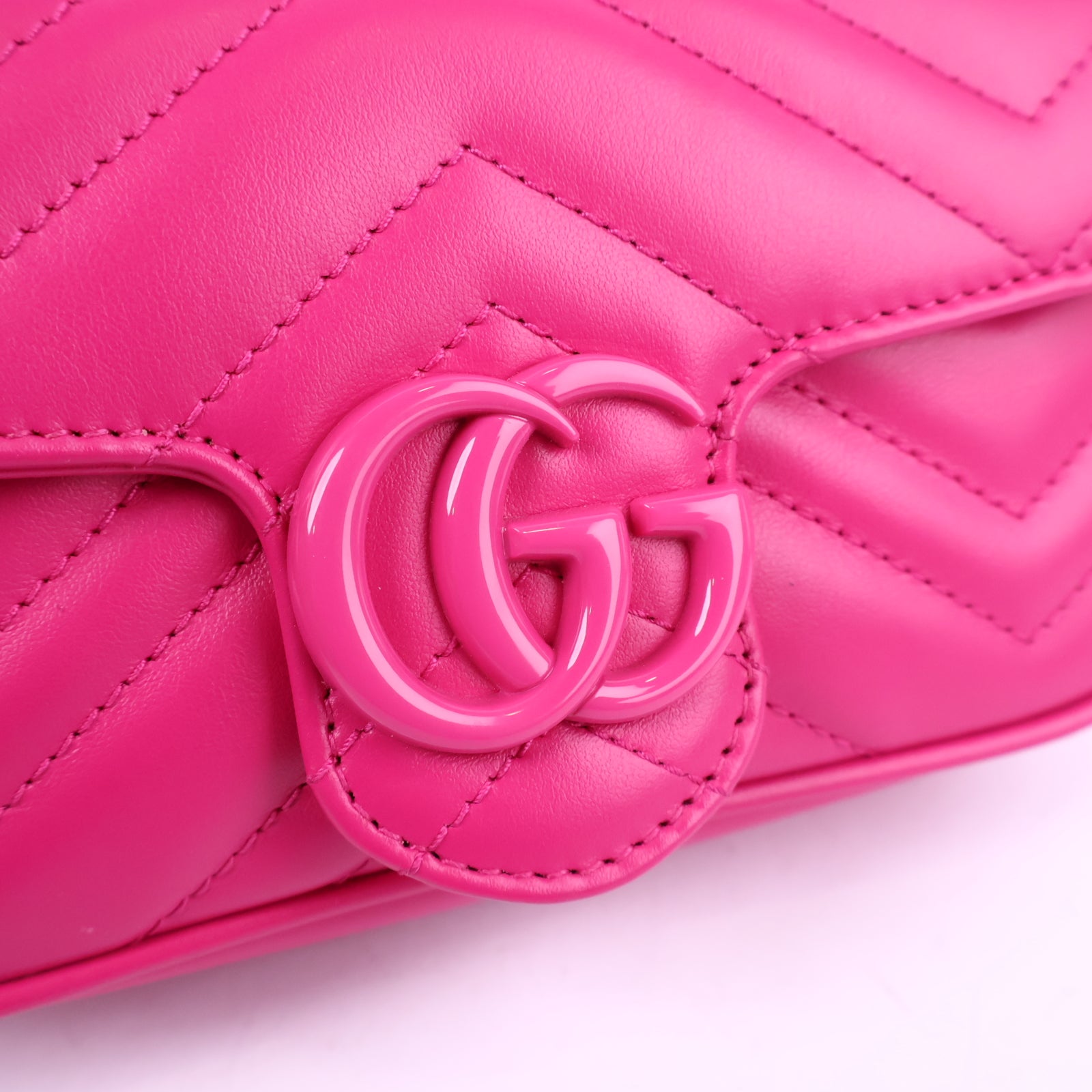 J3003 Gucci Crossbody Bag GG Marmont Belt Bag | Pre-Owned Like New leather