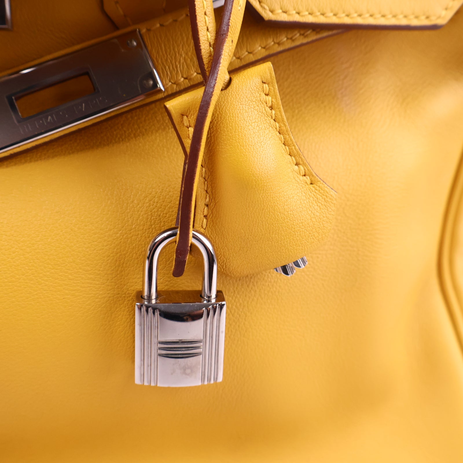 J3217 Hermes Top Handle Bag Birkin 30 | Pre-Owned Like New Swift leather