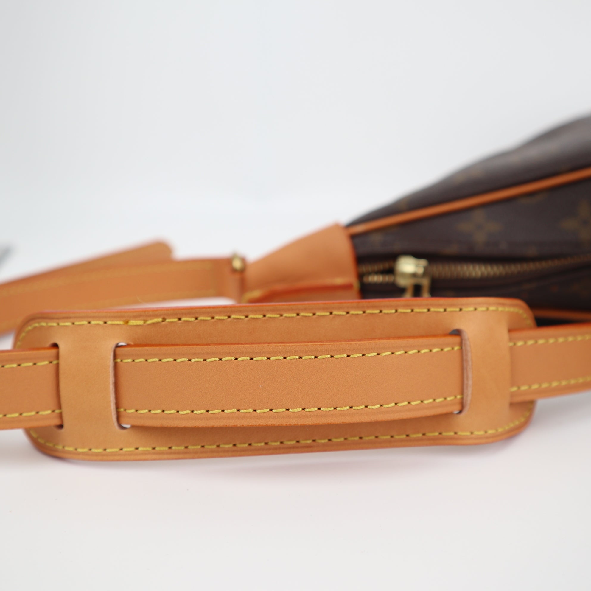 Louis Vuitton Monogram Canvas Boulogne 35 Shoulder Bag C1591R | Pre-Owned Excellent Brown Monogram Canvas