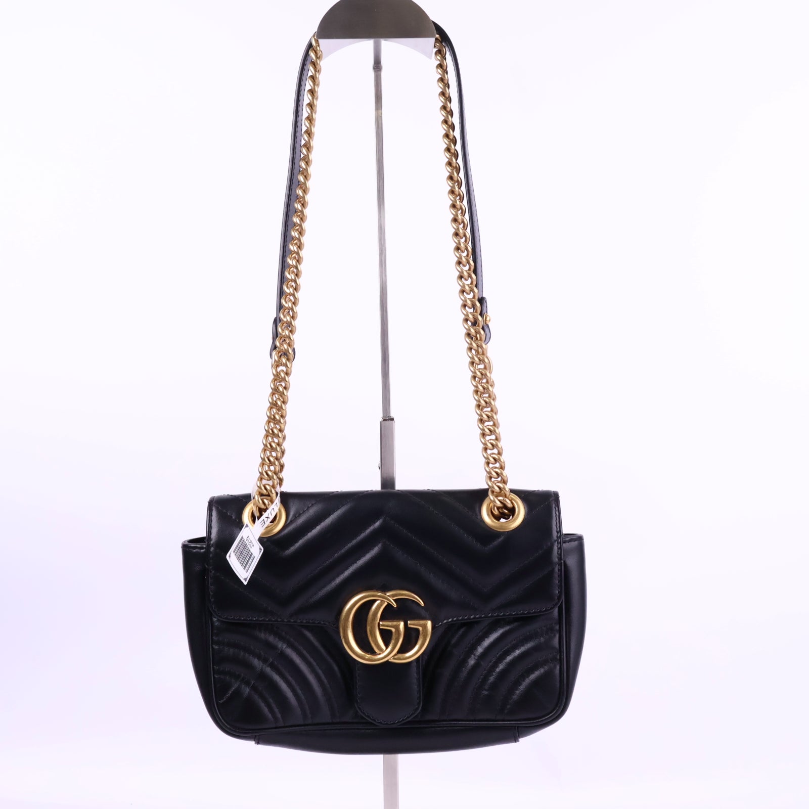 J3219 Gucci Shoulder Bag GG Marmont Matelasse | Pre-Owned Like New Black Leather Chevron matelasse