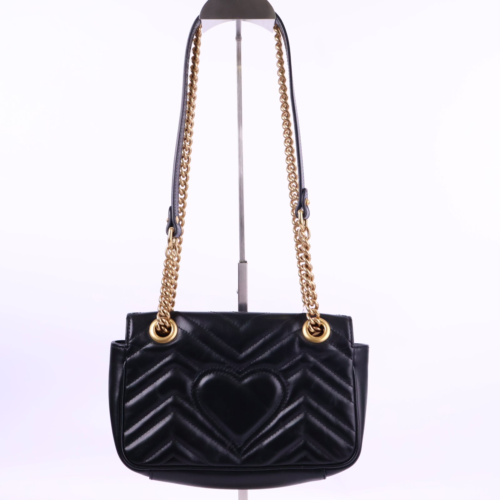 J3219 Gucci Shoulder Bag GG Marmont Matelasse | Pre-Owned Like New Black Leather Chevron matelasse