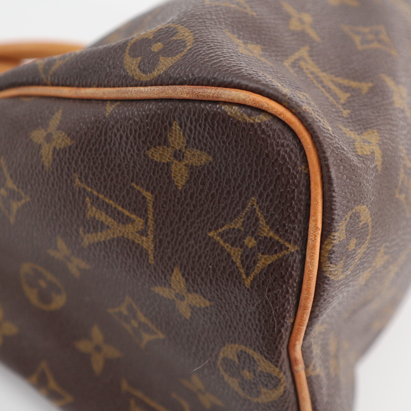 Louis Vuitton Monogram Canvas Speedy 25 Shoulder Bag C1593 | Pre-Owned Very Good Brown Monogram Canvas