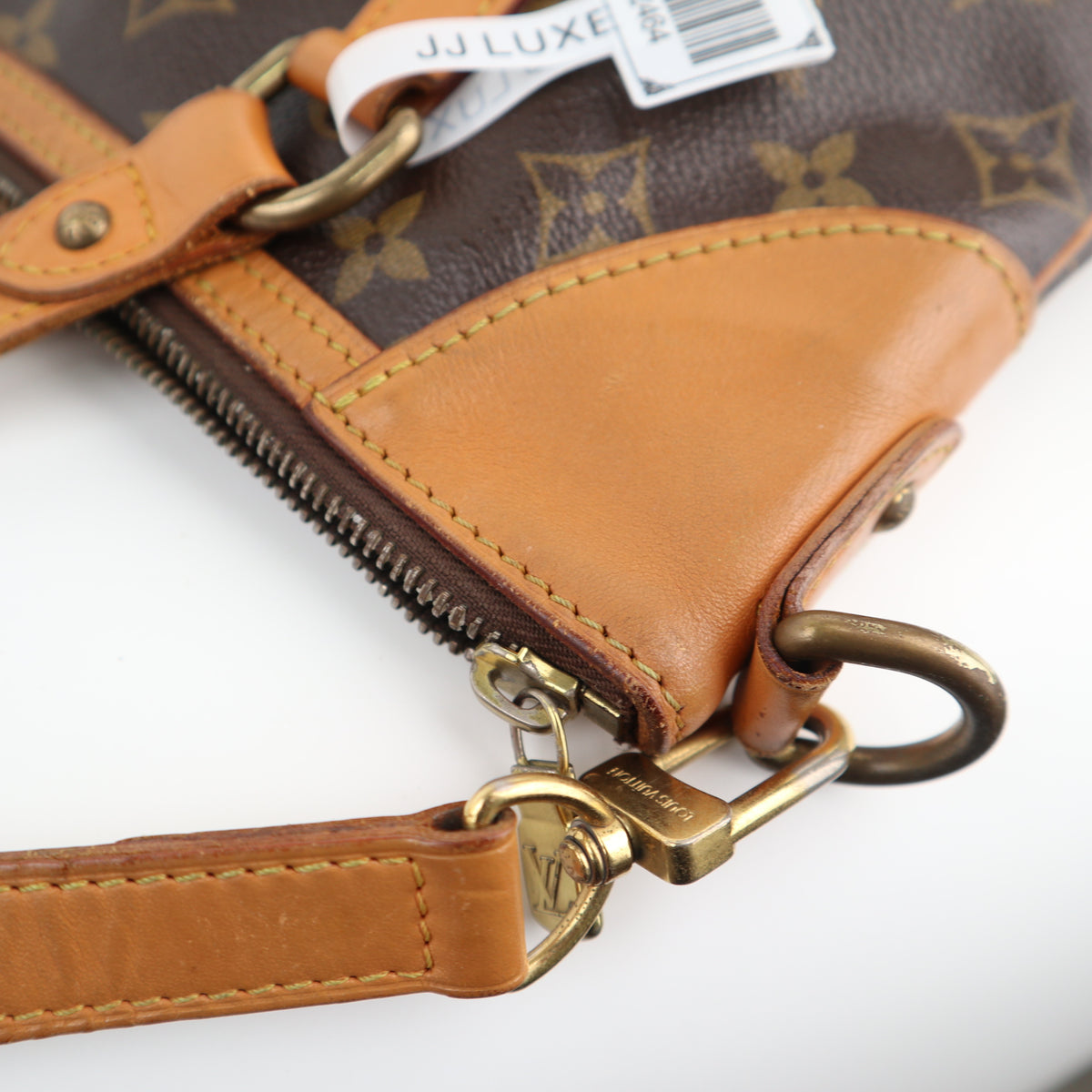 C2464R Louis Vuitton Shoulder Bag Monogram Canvas Odeon GM | Pre-Owned Very Good Brown Monogram Canvas