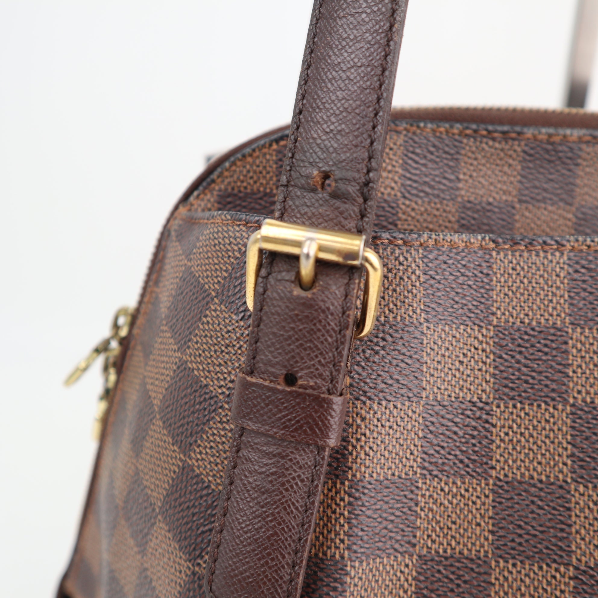 Louis Vuitton Damier Ebene Belem MM Shoulder Bag C1600 | Pre-Owned Good Brown Damier Ebene Canvas