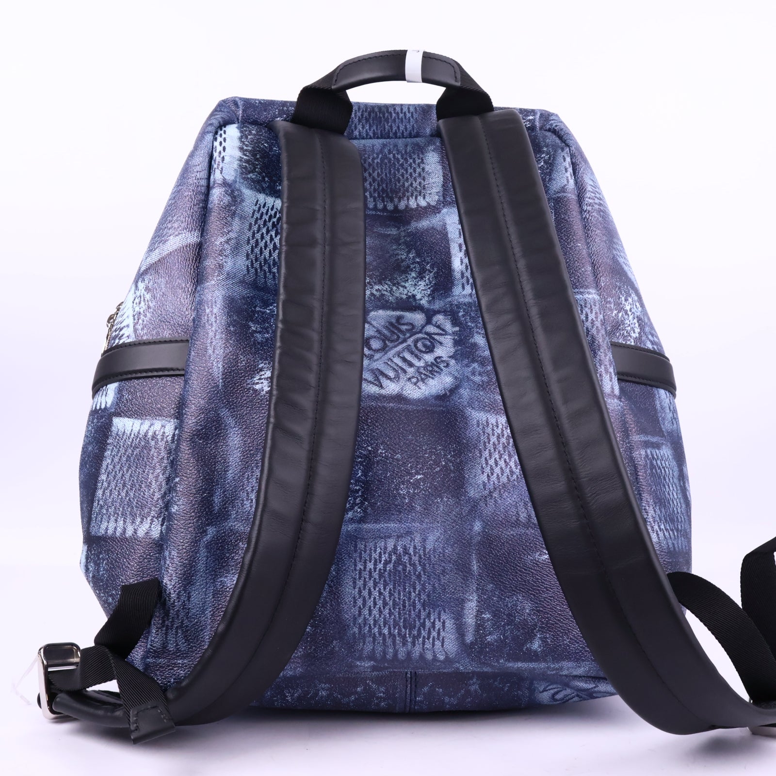 J3203 Louis Vuitton Backpack Discovery Backpack PM | Pre-Owned  Marine Blue Damier coated canvas with cowhide leather trim