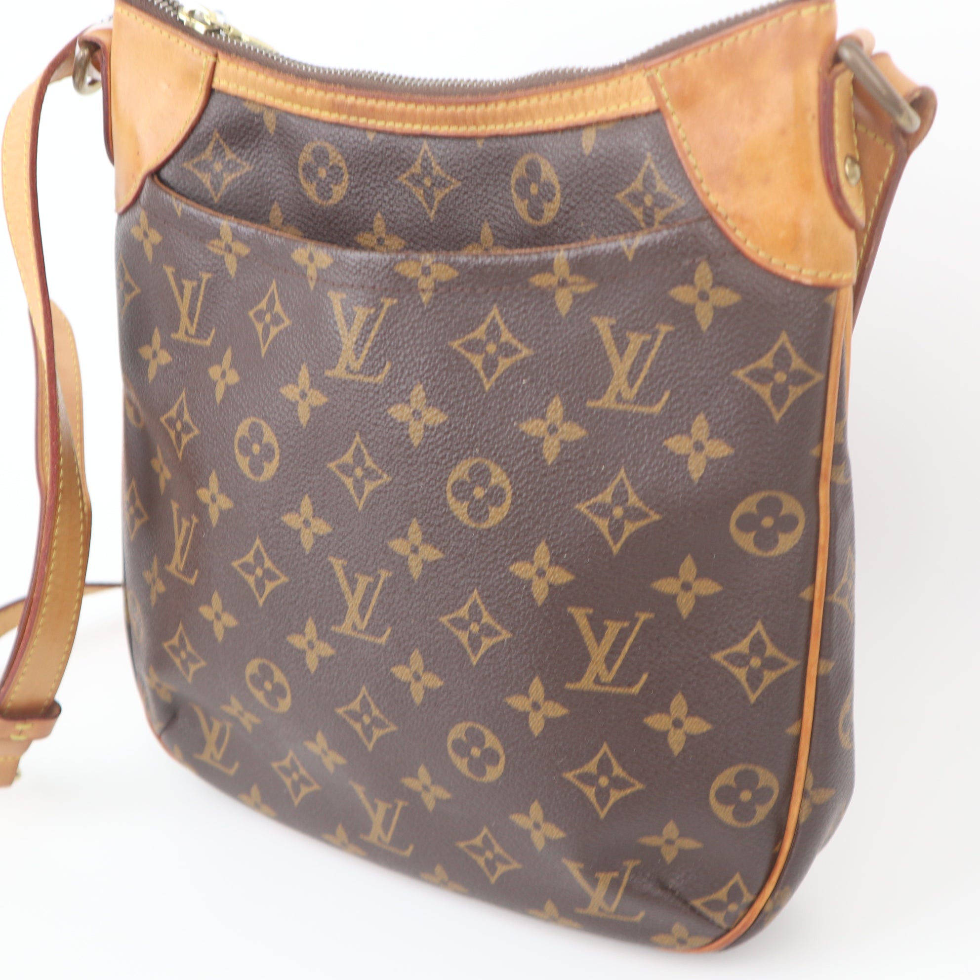 C1055 Louis Vuitton Odeon Handbag Monogram Canvas PM crossbody bag-Pre Owned