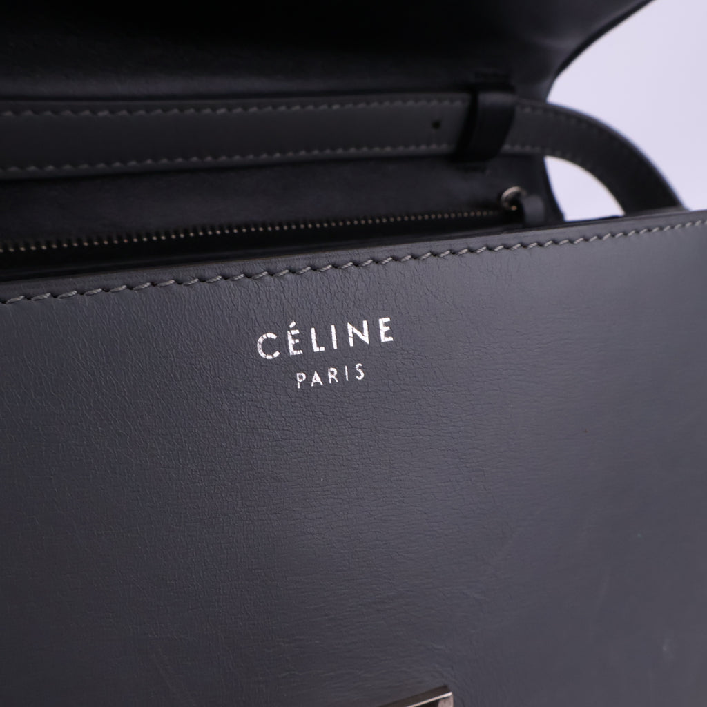 J1072 Celine Crossbody Bag Medium Classic Box | Pre-Owned