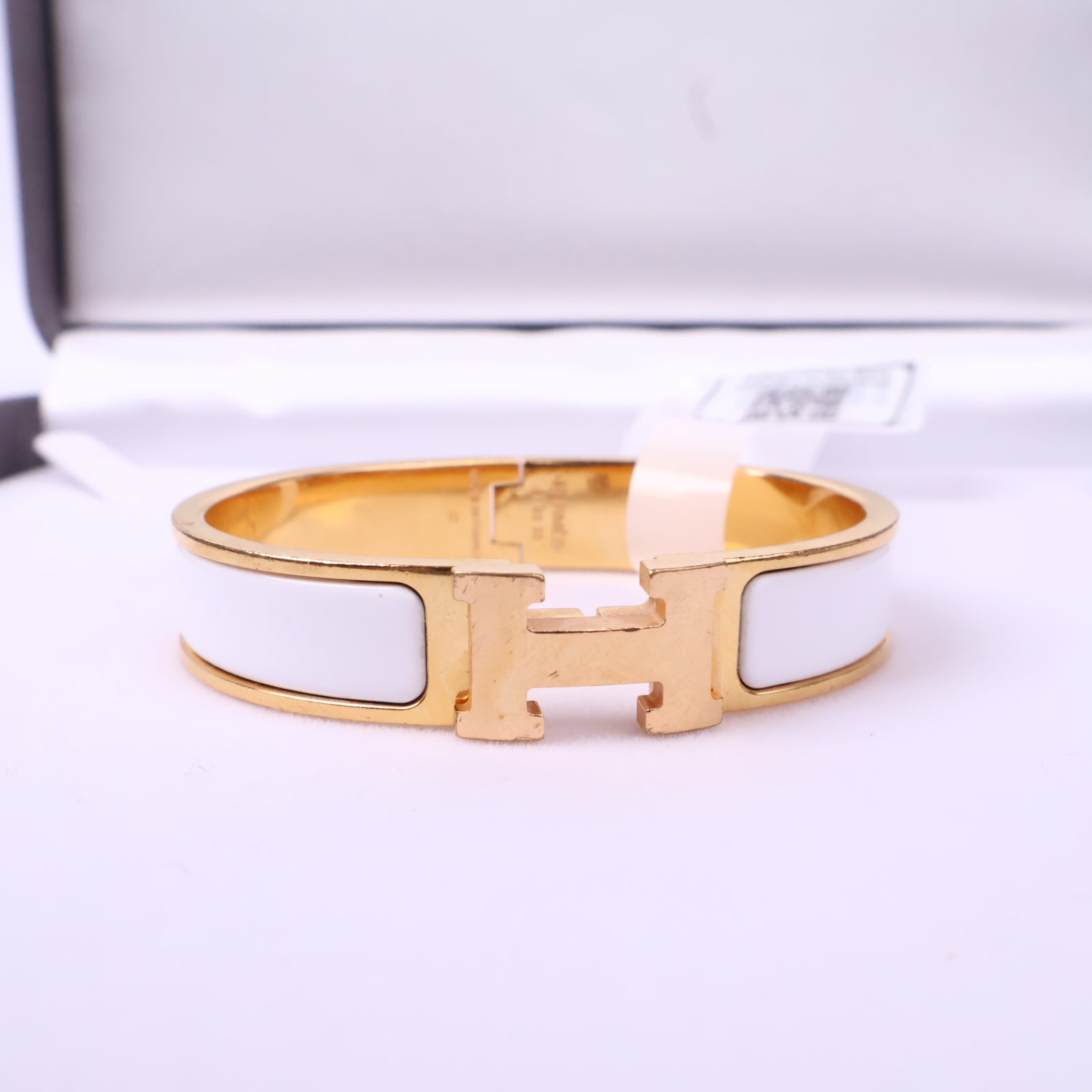 J1076 Hermes Bracelet Paris Clic H White Gold Bracelet | Pre-Owned White Gold White Gold/Plain
