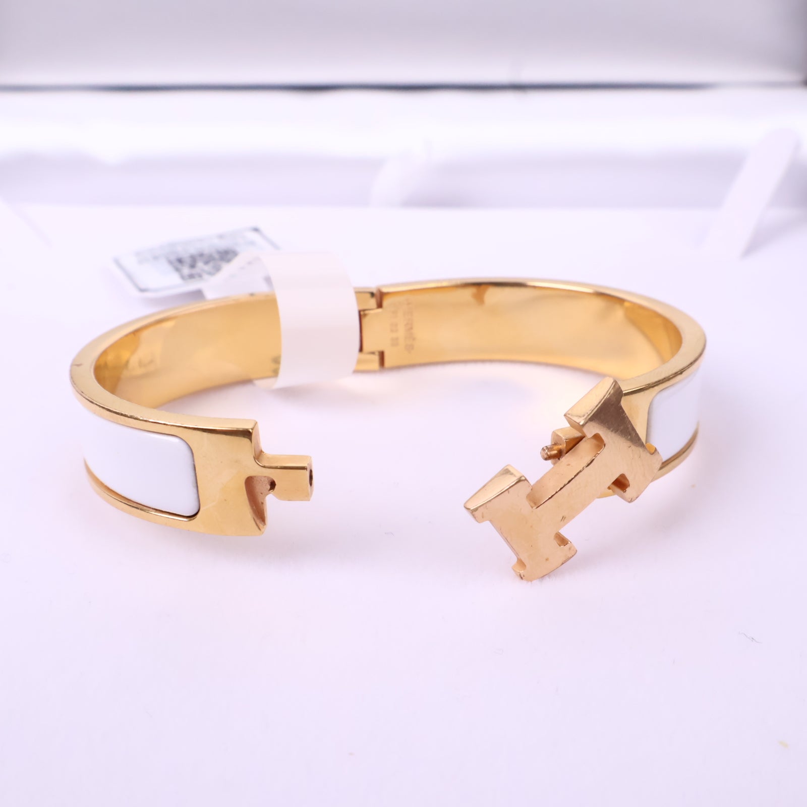 J1076 Hermes Bracelet Paris Clic H White Gold Bracelet | Pre-Owned White Gold White Gold/Plain
