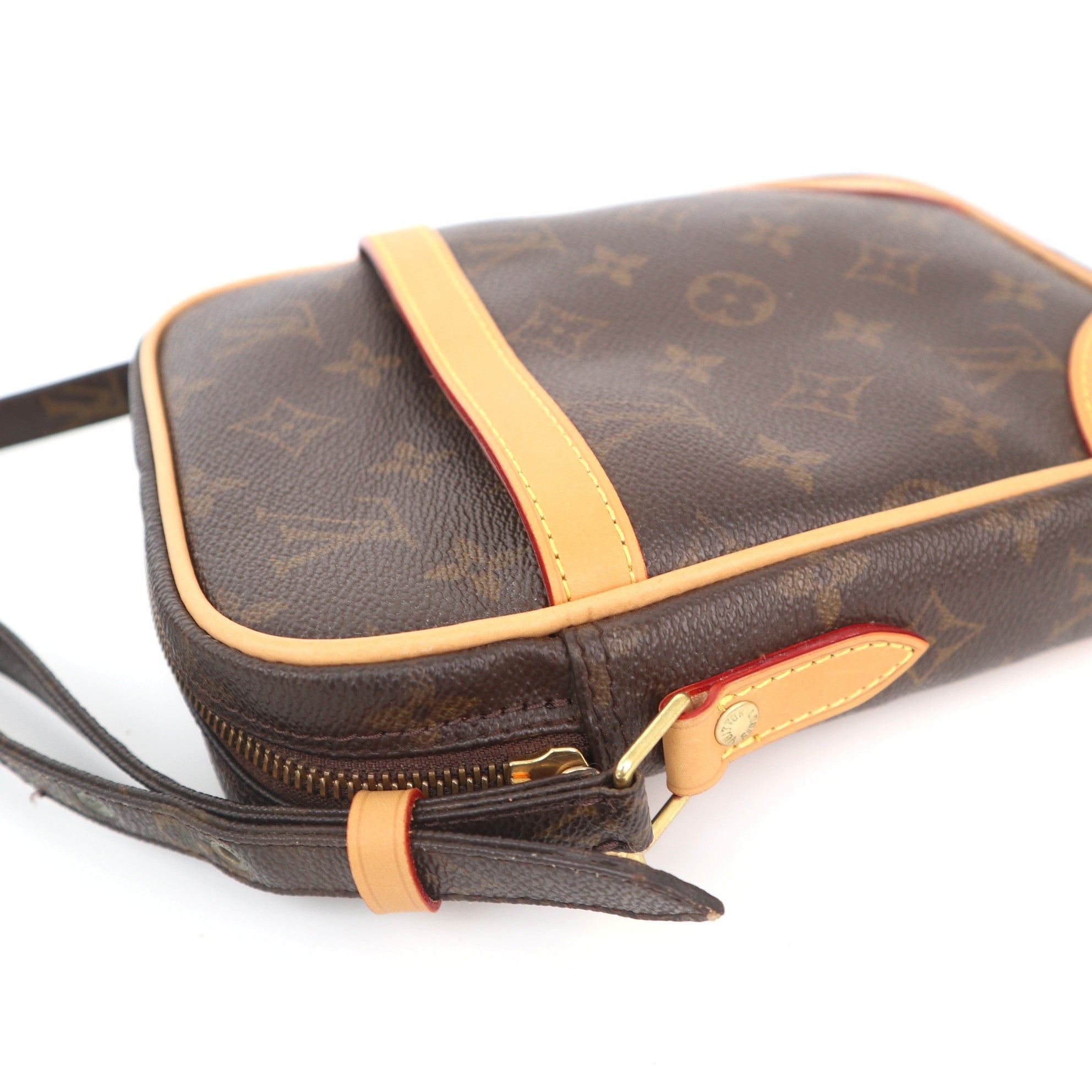 C1060 Louis Vuitton Monogram Danube crossbody bag-Pre Owned
