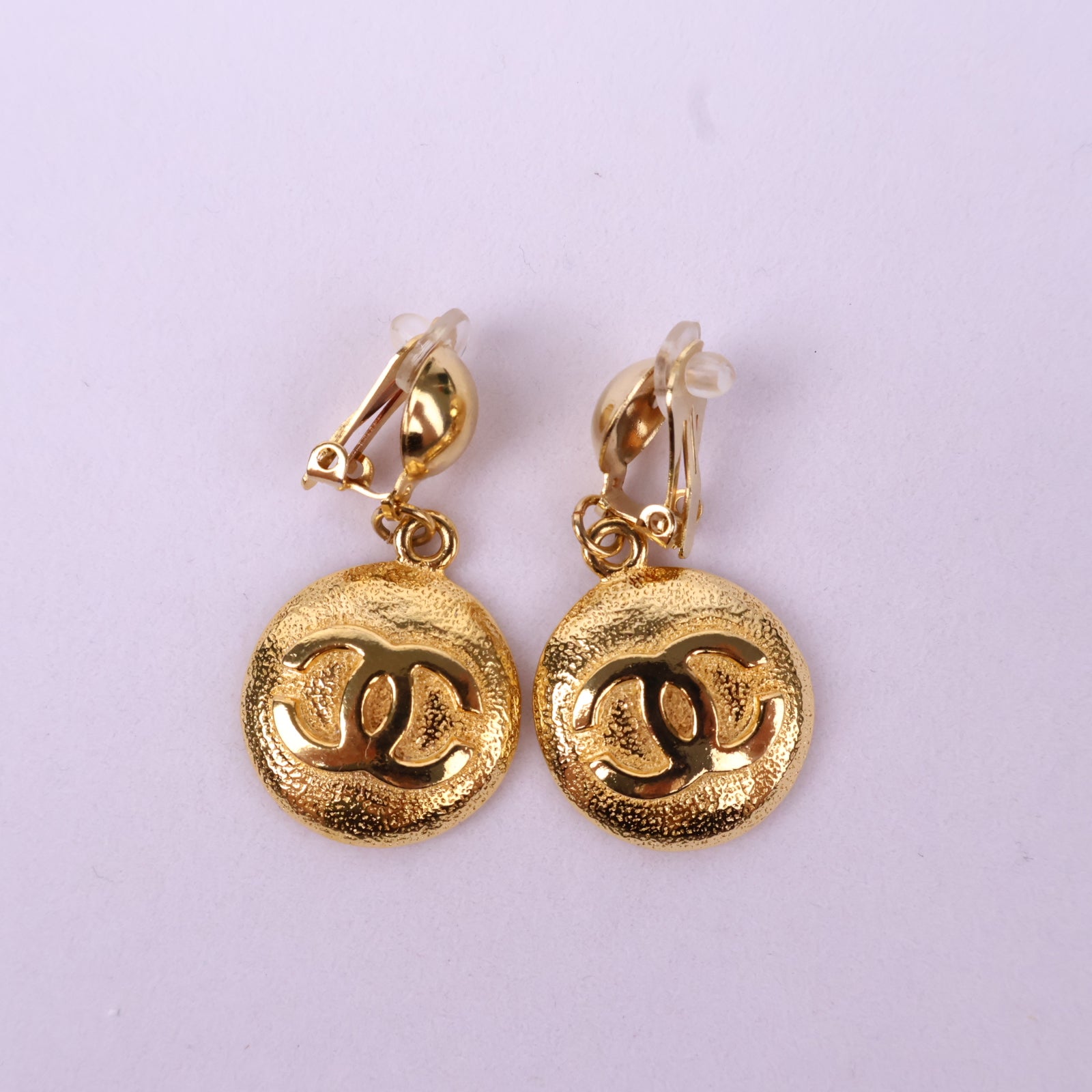 J3088 Chanel Clip-On Earrings CC Dangle Drop Button | Pre-Owned Metal CC motif