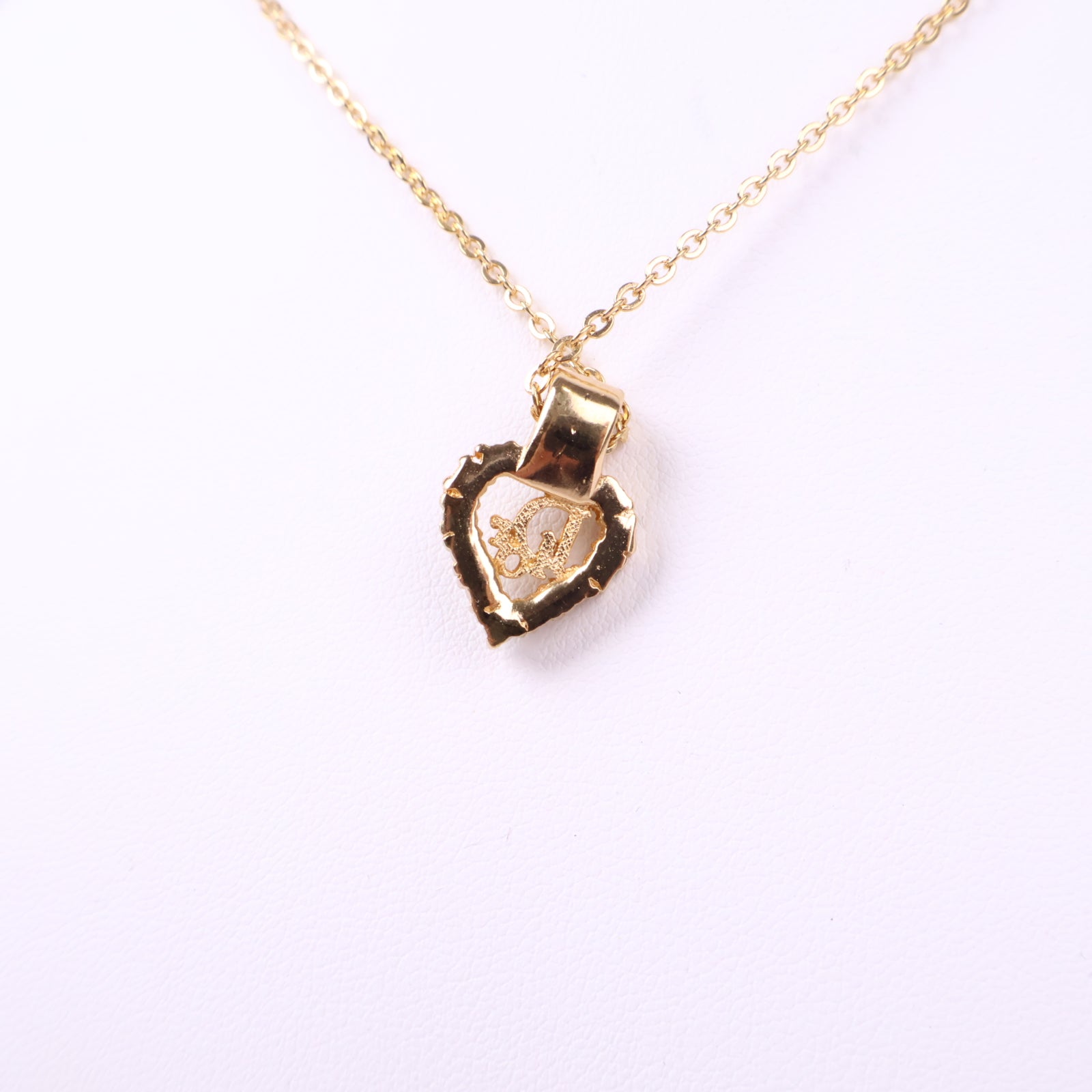 J3071 Christian Dior Necklace CD Heart | Pre-Owned Metal Dior logo