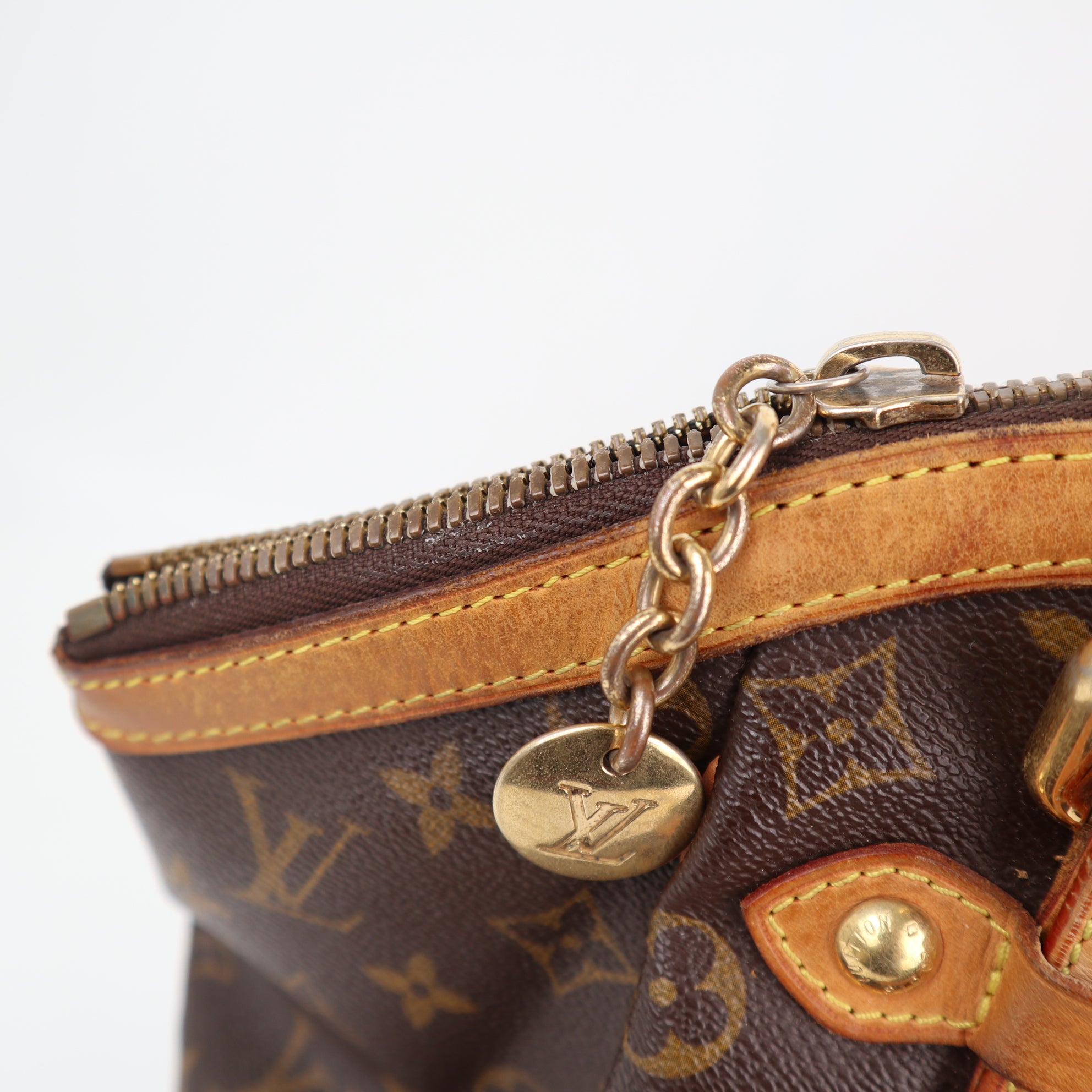 Louis Vuitton Monogram Canvas Shoulder Bag C1620 | Pre-Owned Very Good Brown Monogram Canvas