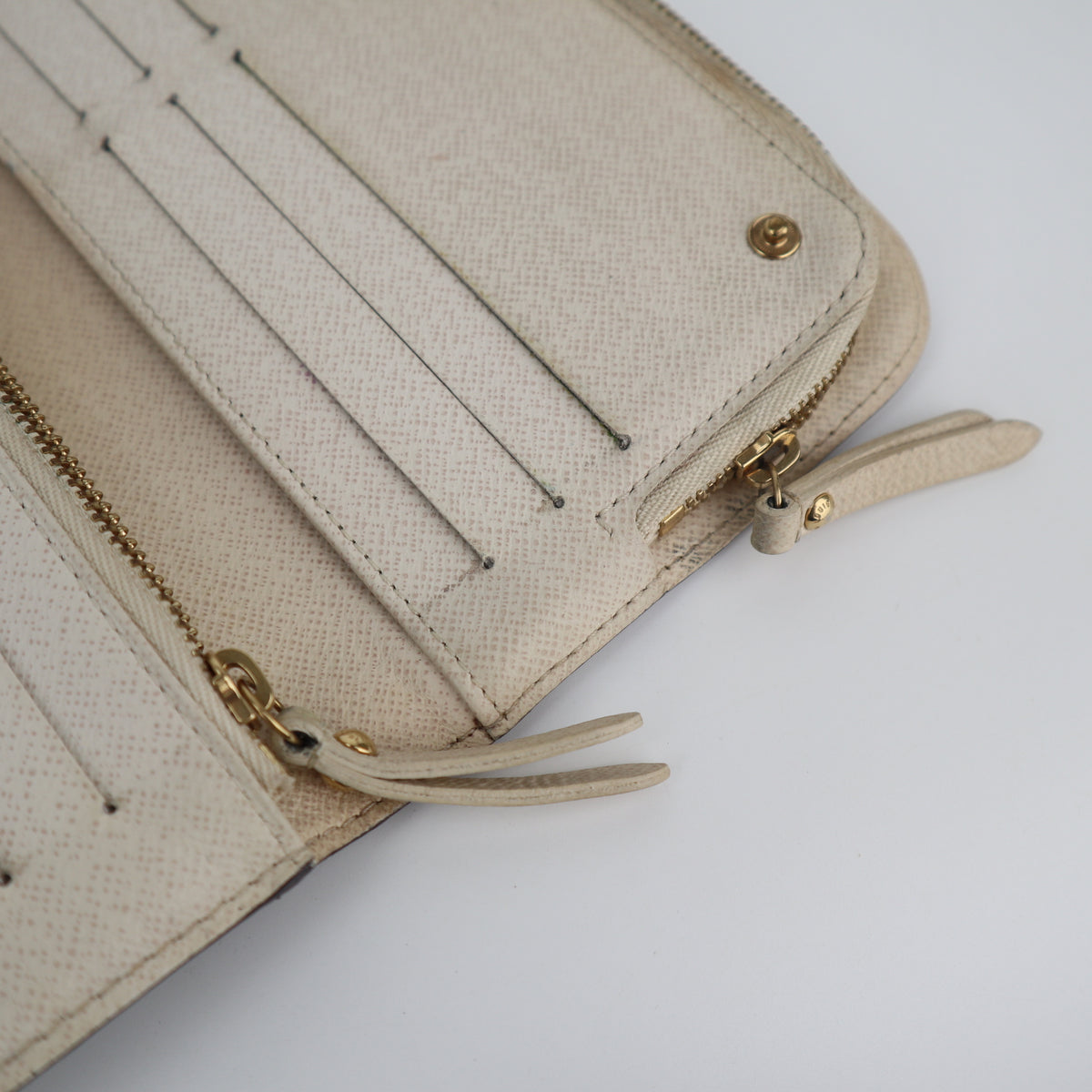 C2487 Louis Vuitton Wallet Insolite Wallet Monogram Canvas | Pre-Owned Very Good Brown Canvas Monogram