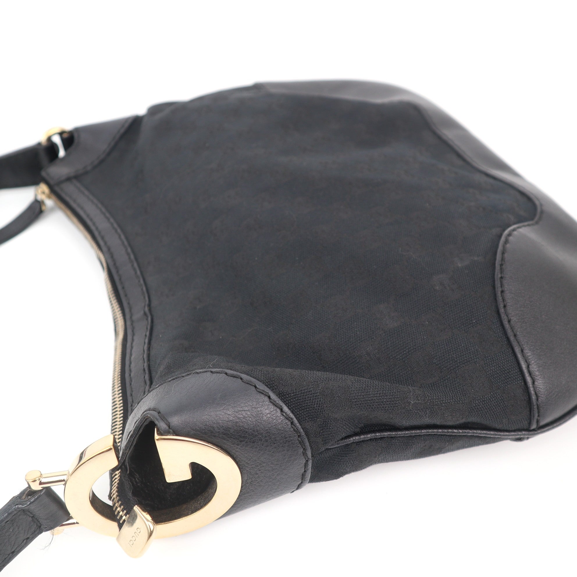 C1066 Gucci GG Canvas Shoulder Bag Black Cloth-Pre Owned