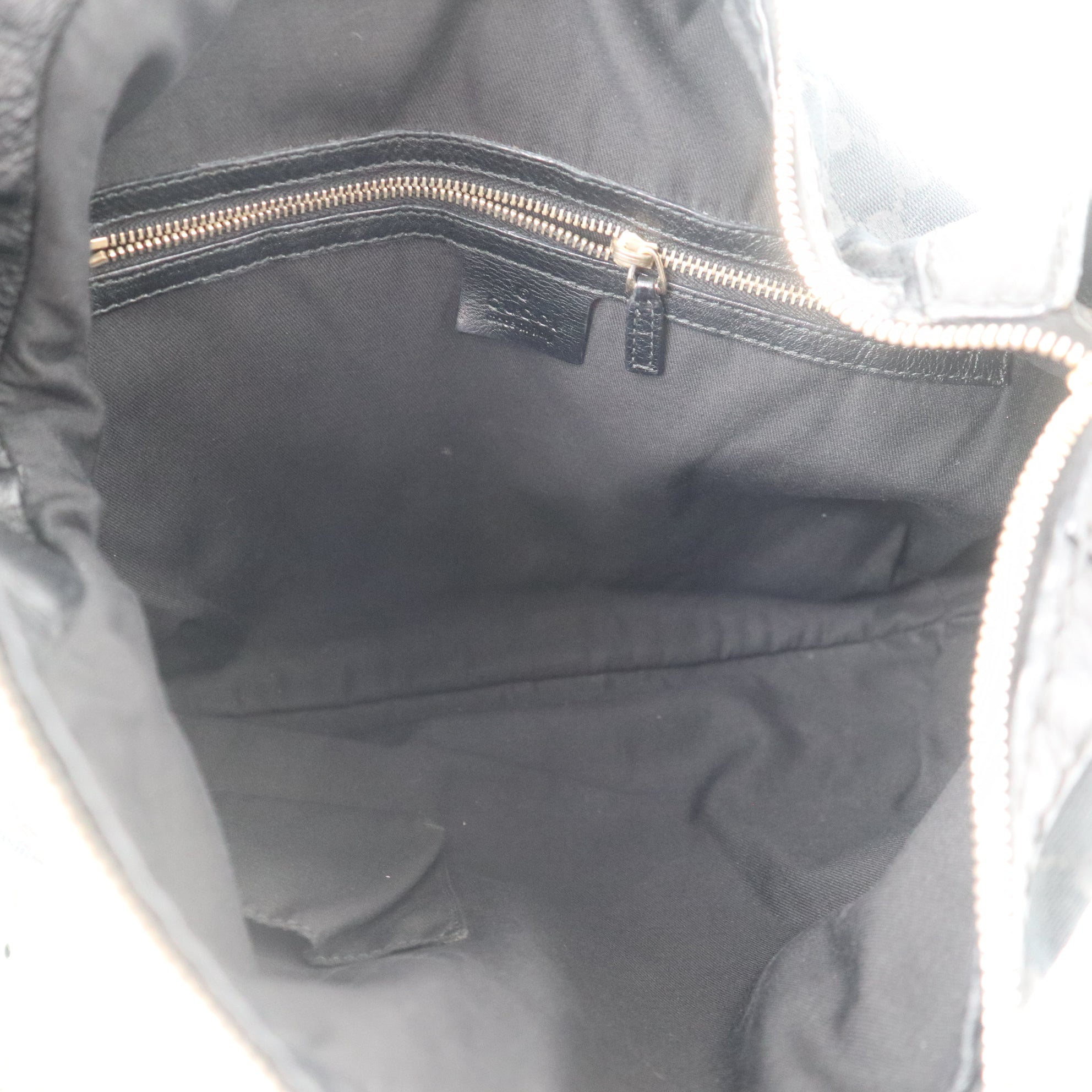 C1066 Gucci GG Canvas Shoulder Bag Black Cloth-Pre Owned